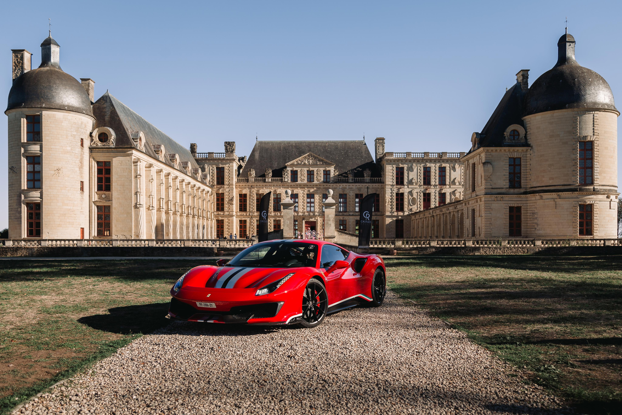 Ferrari 488 Pista. Photographer in Paris — Vitalii Motruk
