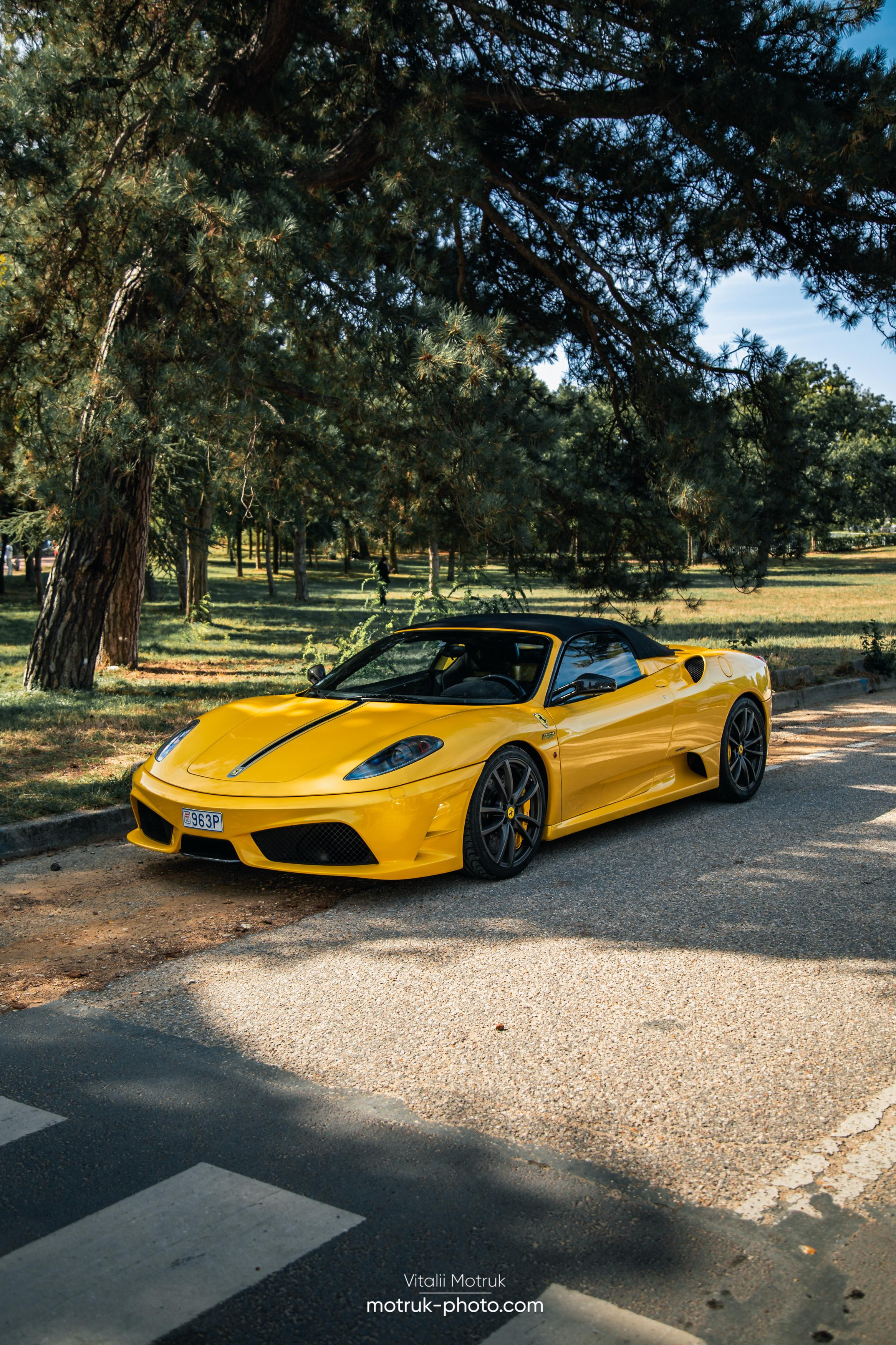 Rassemblement a l’Auteuil. Photographe de voitures à Paris — Vitalii Motruk