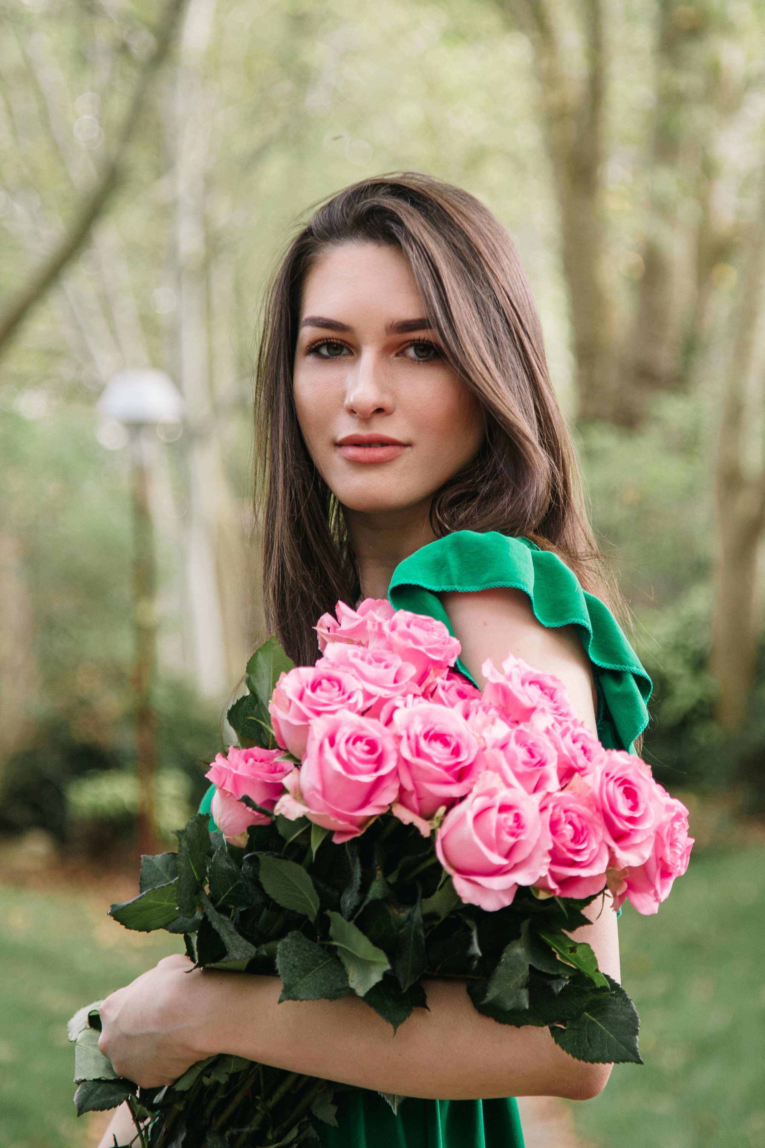 Nataliia. Photographe de voitures à Paris — Vitalii Motruk