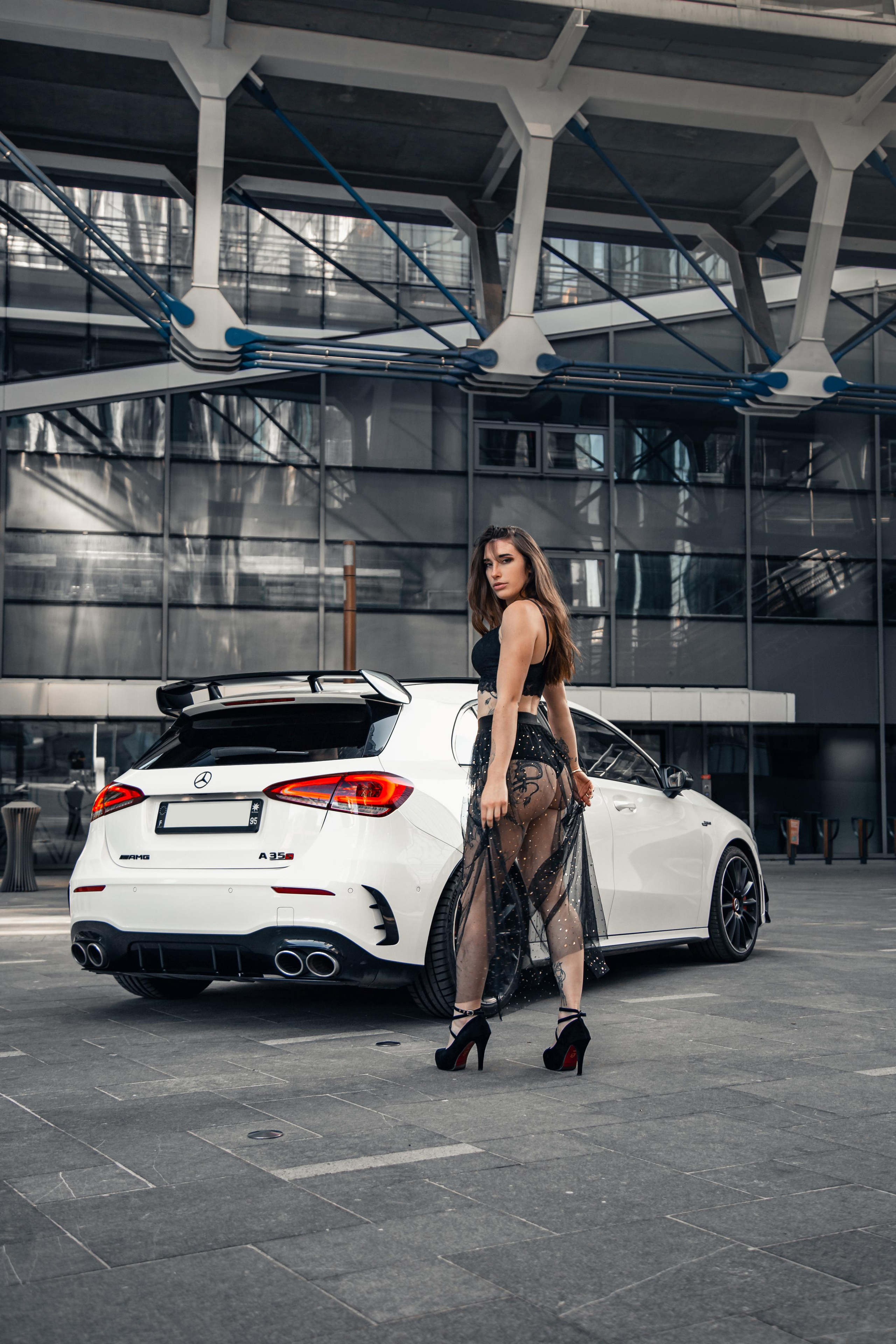 Caroline x Merceds A35 AMG. Photographer in Paris — Vitalii Motruk
