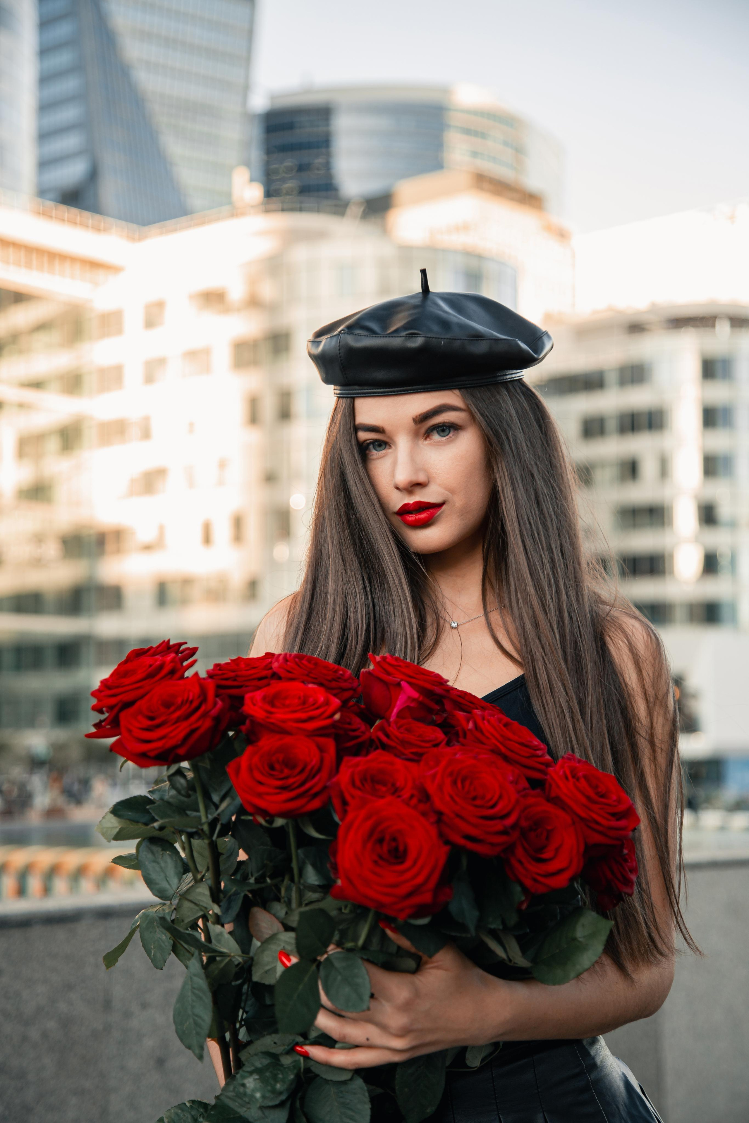 Khrystina. Photographe de voitures à Paris — Vitalii Motruk