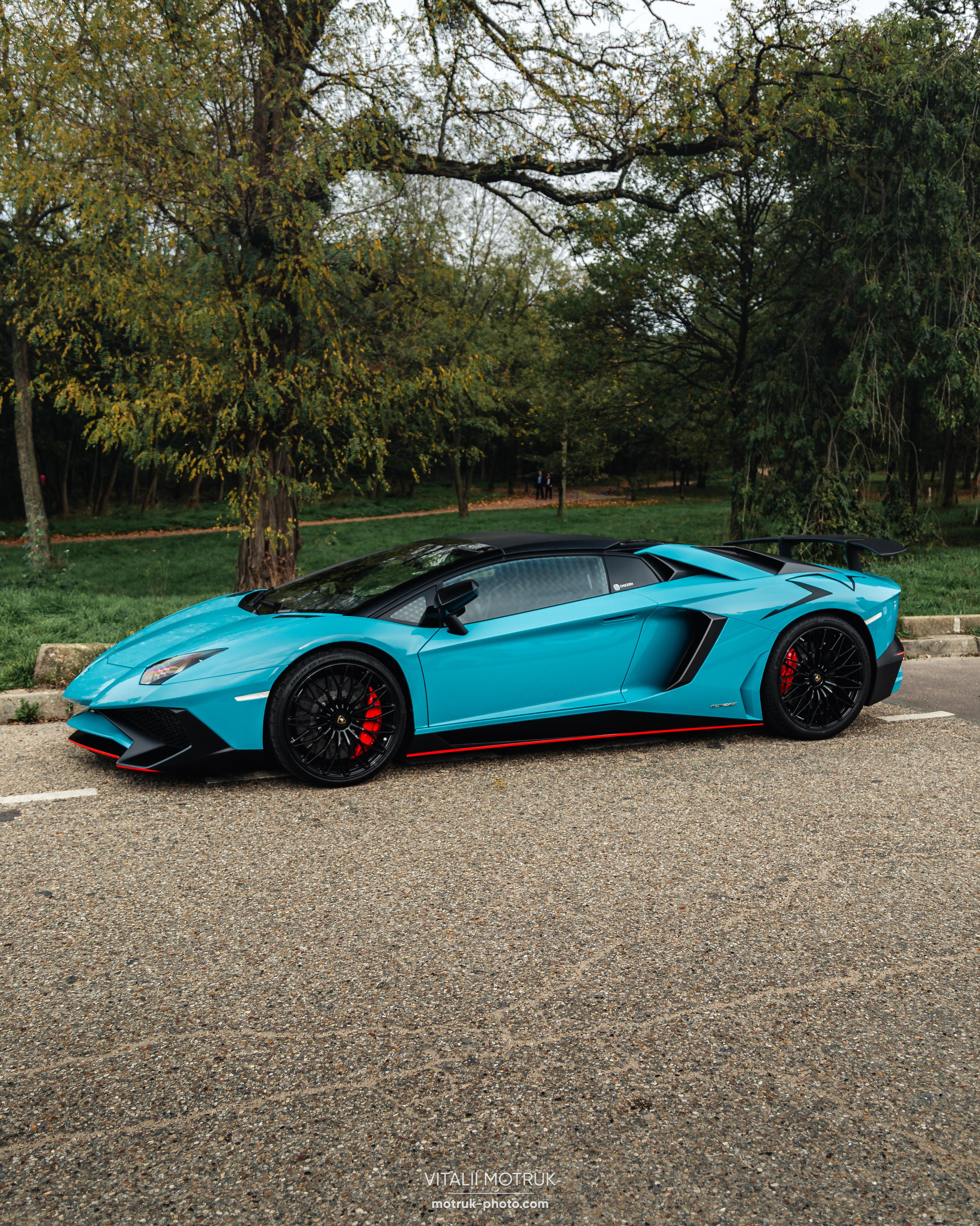 Rassamblement a l’Auteuil. Photographe de voitures à Paris — Vitalii Motruk