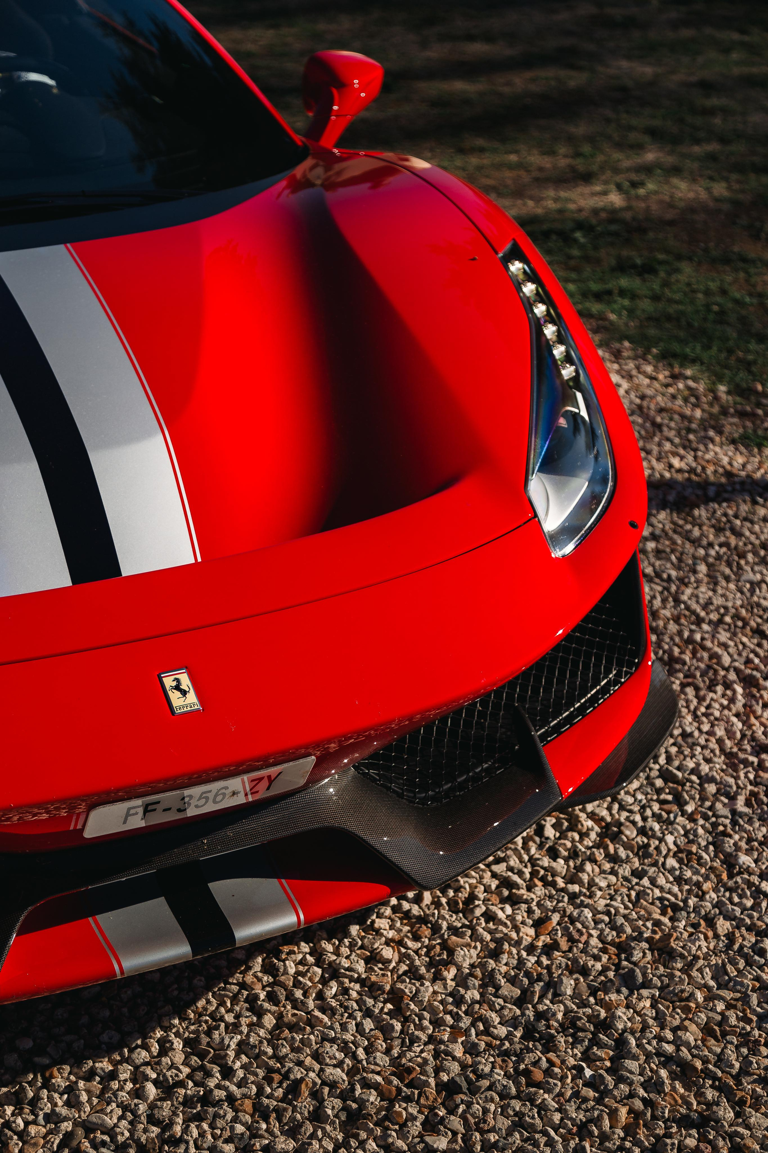 Ferrari 488 Pista. Photographer in Paris — Vitalii Motruk