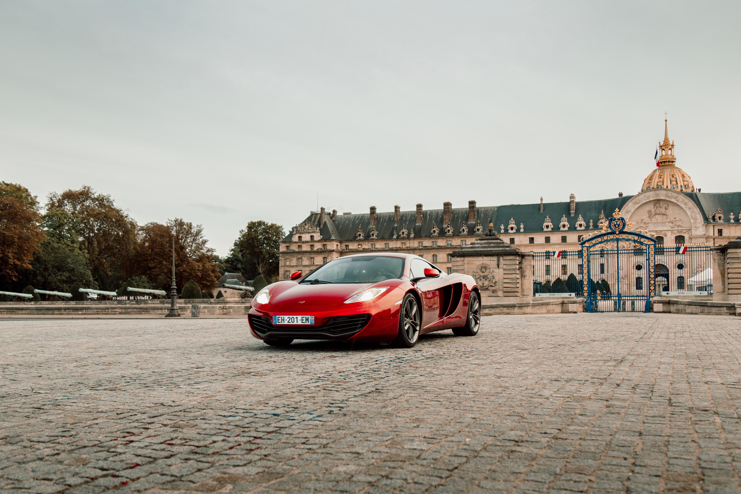 McLaren MP4-12c. Photographe de voitures à Paris — Vitalii Motruk