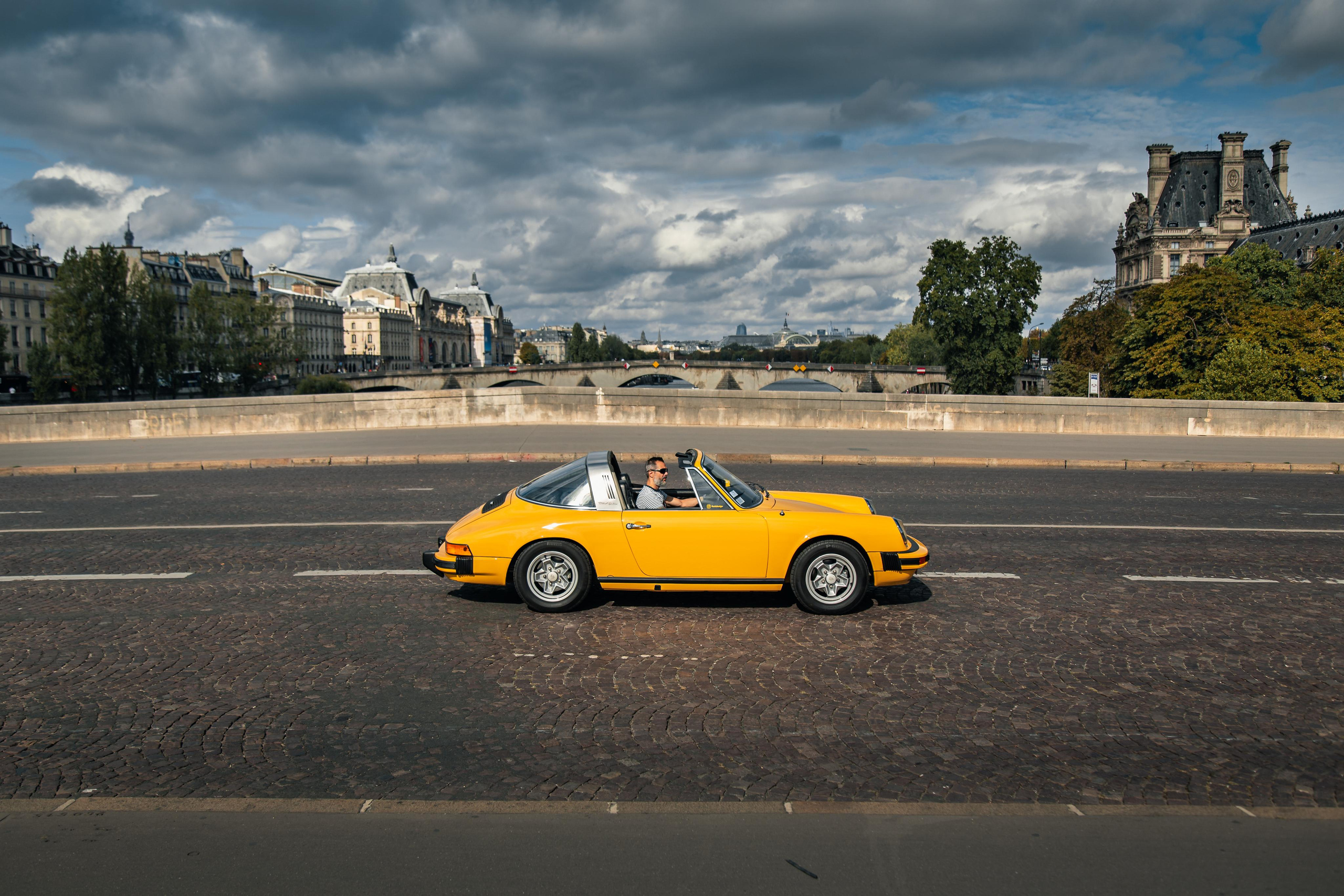 Porsche 911 G-model. Photographer in Paris — Vitalii Motruk
