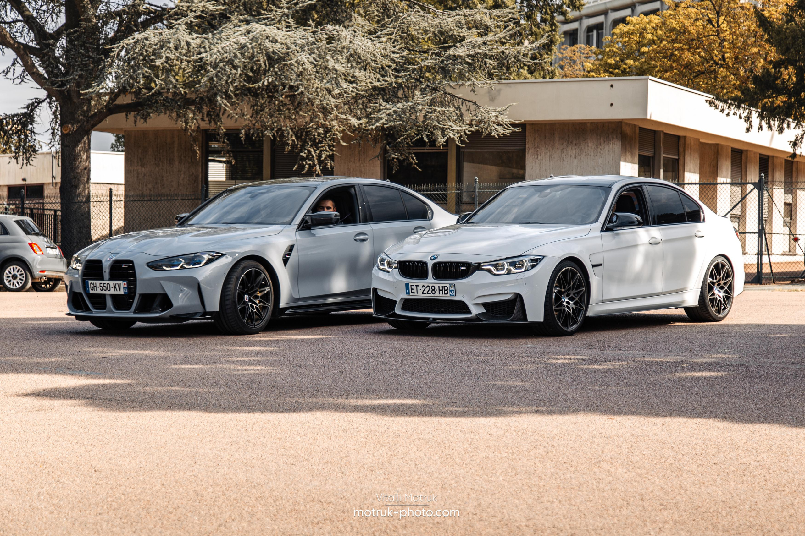 Rassemblement a l’Auteuil. Photographe de voitures à Paris — Vitalii Motruk