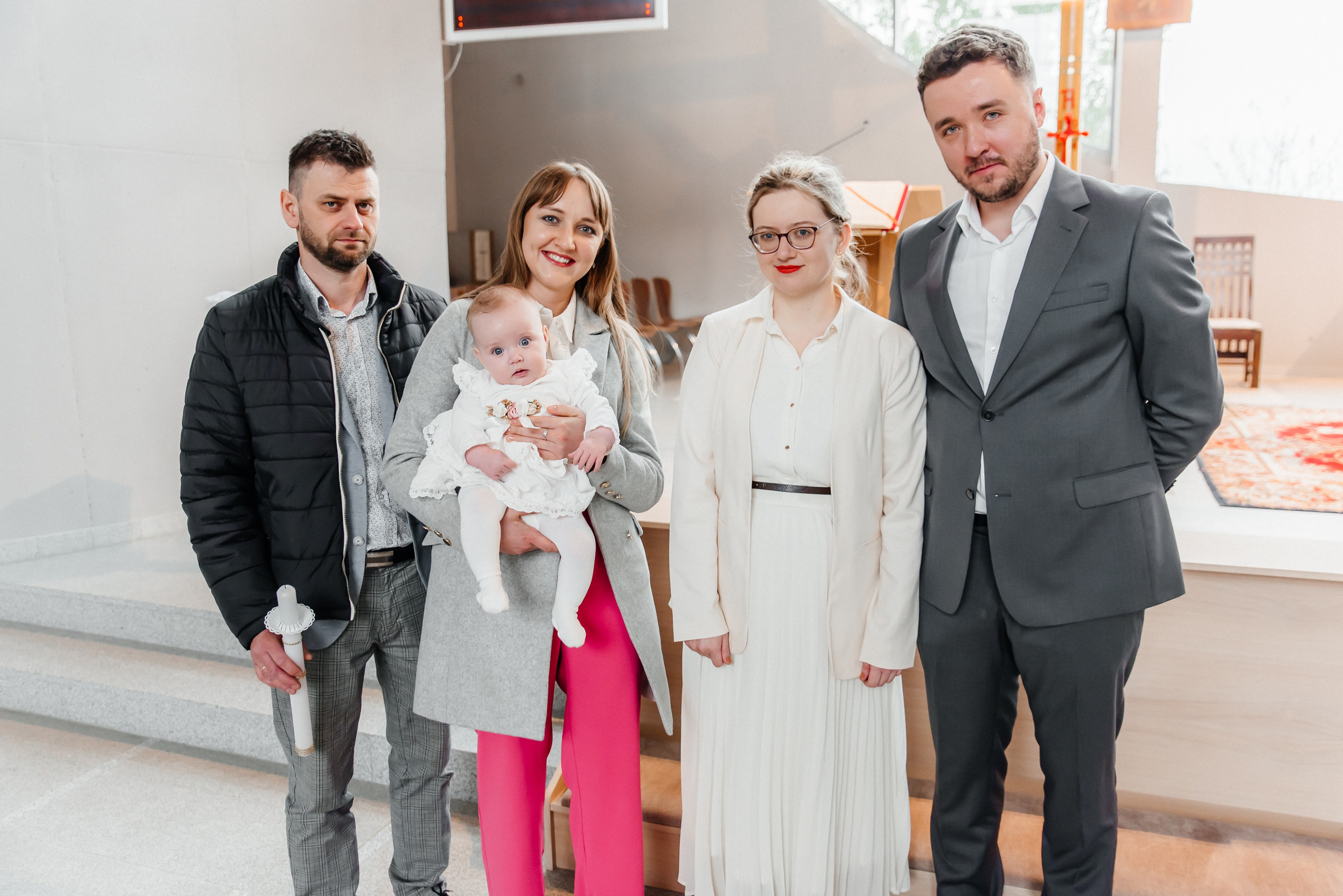 Chrzest Maja. Eugene Save – Fotograf Ślubny i Rodzinny | Warszawa i Cała Polska