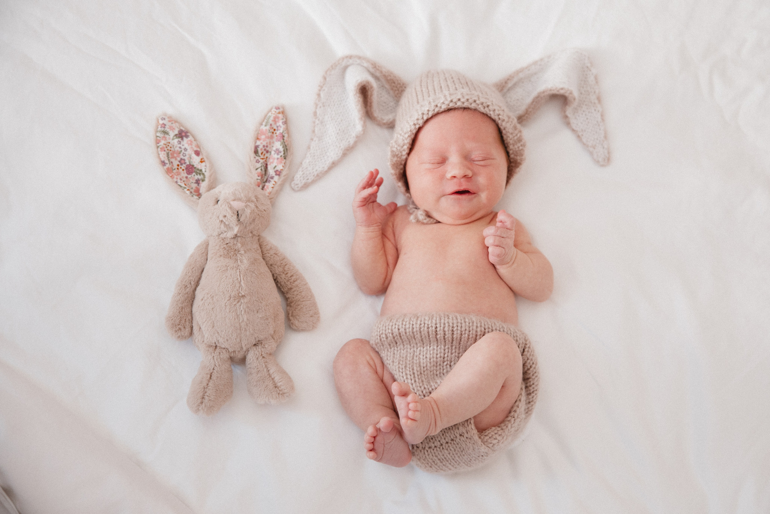 Neugeborenenfotos Zuhause. Hochzeitsfotografie |Hochzeitsfotograf Bochum | Hochzeitsfotograf Dortmund | Hochzeitsfotograf Essen | Hochzeitsfotograf Ruhrgebiet