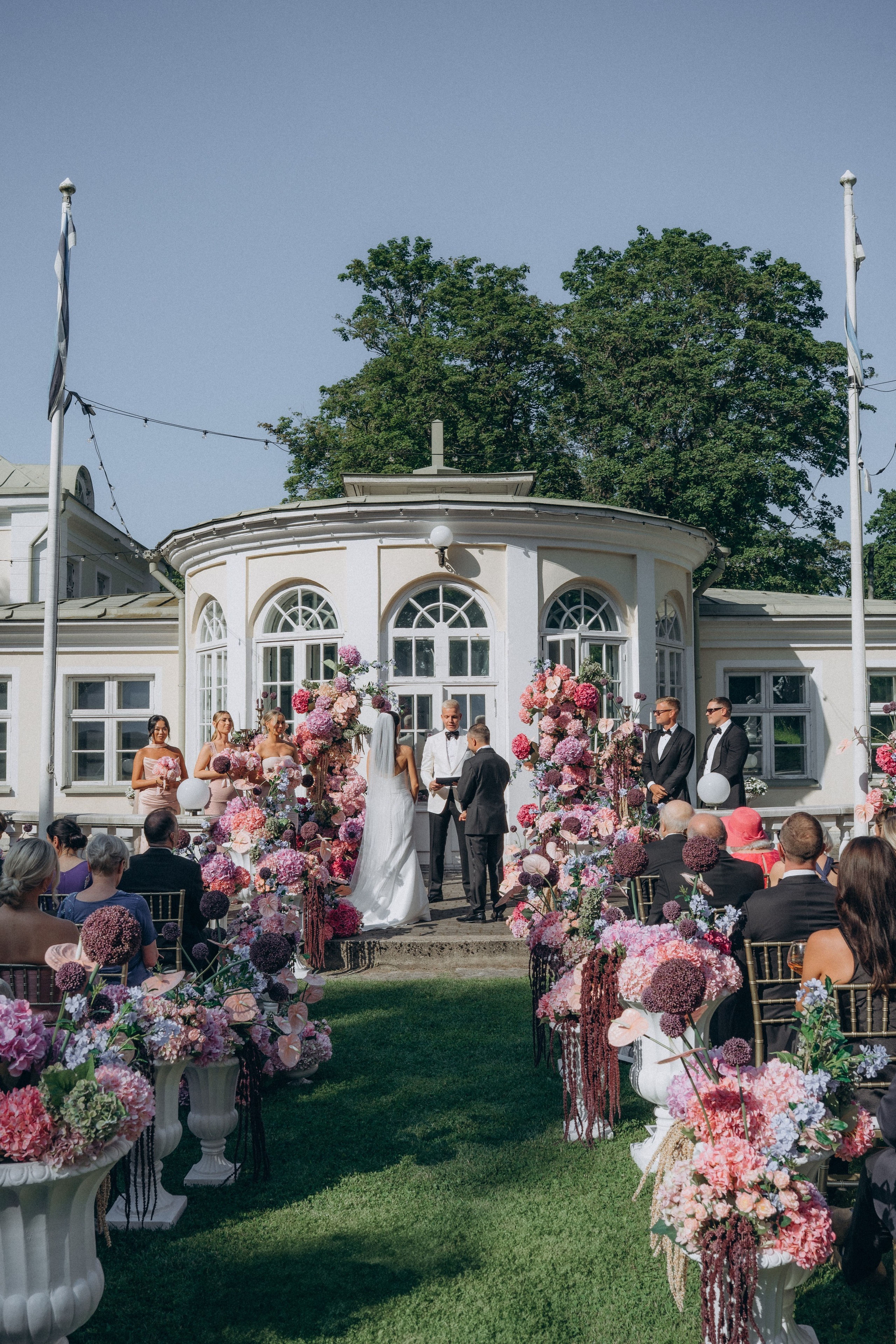 D&S. Victoria Olonen – Cinematic Portrait Artist | Helsinki & Europe