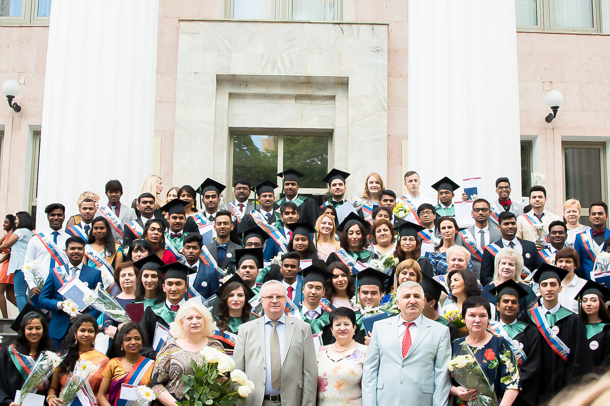 GRADUACIÓN de R. y del grupo. MARIA VALUEVA Fotógrafo en Niza, Cannes, Monaco, Francia, Europe, Estambul, Turquía