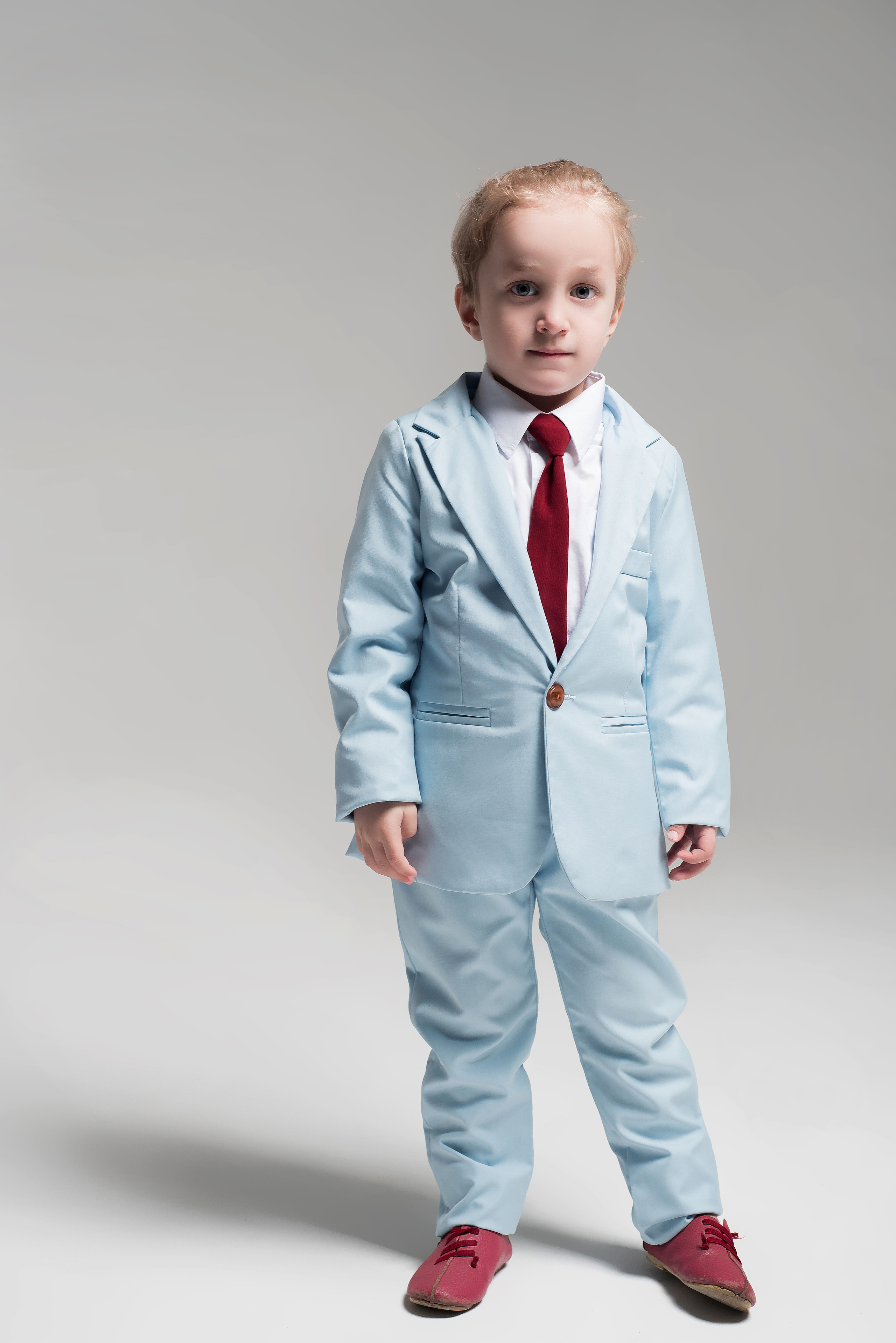 МАГАЗИН ДЕТСКОЙ ОДЕЖДЫ. МАРИЯ ВАЛУЕВА Фотограф в Ницце, Каннах, Монако, Франции, Европе. Фотограф в Стамбуле