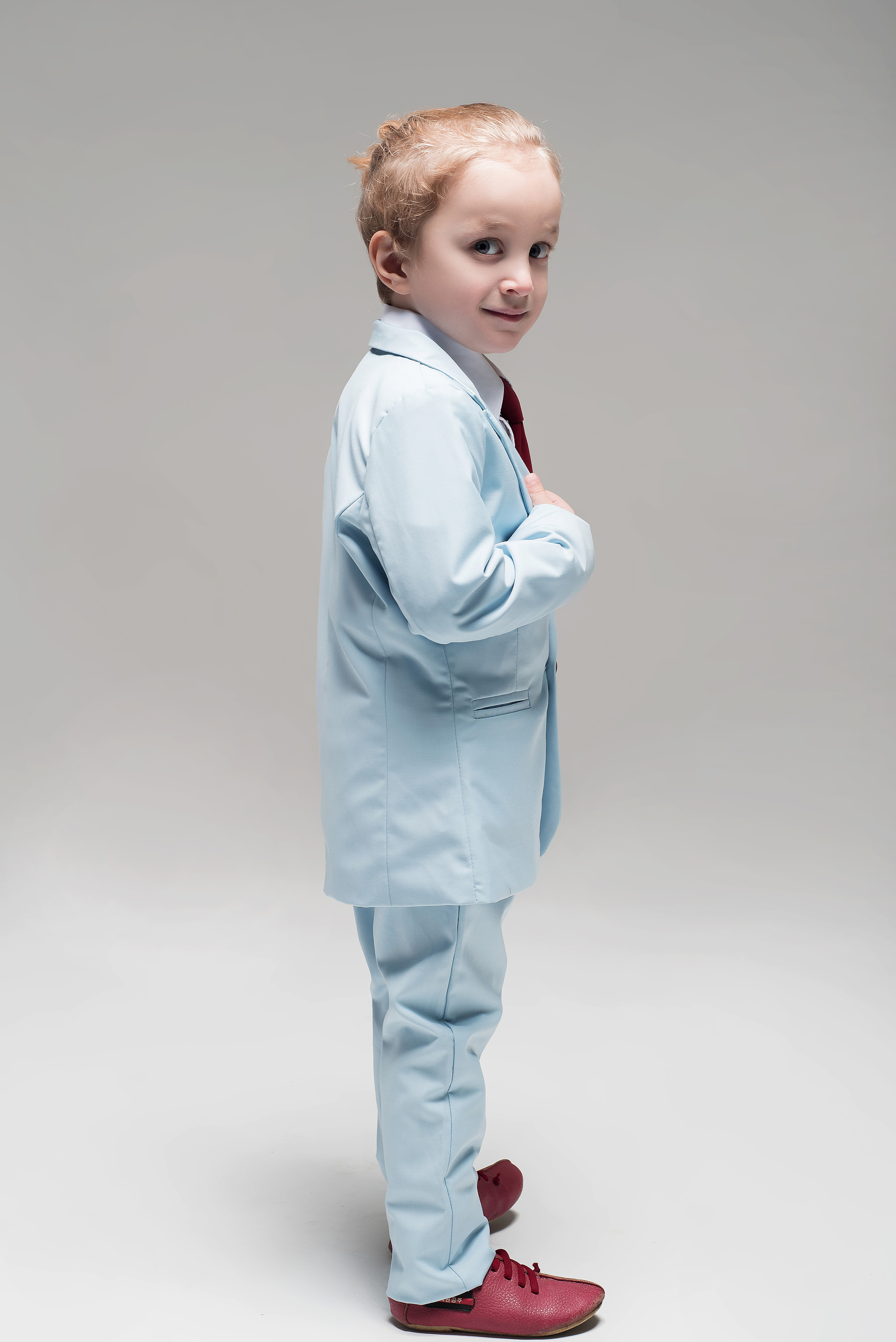 МАГАЗИН ДЕТСКОЙ ОДЕЖДЫ. МАРИЯ ВАЛУЕВА Фотограф в Ницце, Каннах, Монако, Франции, Европе. Фотограф в Стамбуле