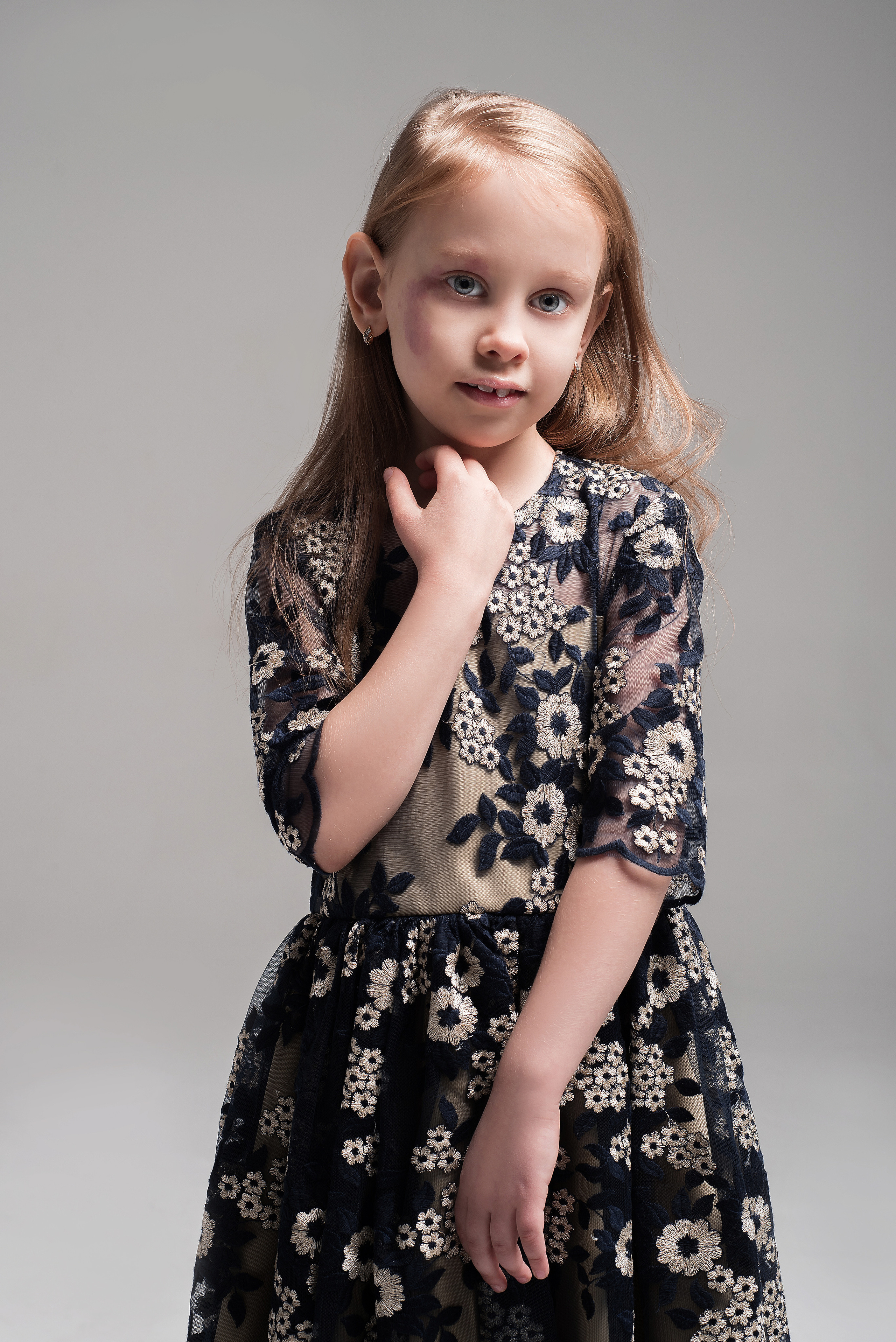 МАГАЗИН ДЕТСКОЙ ОДЕЖДЫ. МАРИЯ ВАЛУЕВА Фотограф в Ницце, Каннах, Монако, Франции, Европе. Фотограф в Стамбуле