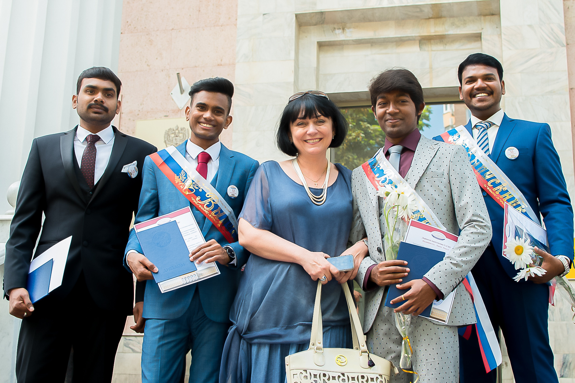 GRADUACIÓN de R. y del grupo. MARIA VALUEVA Fotógrafo en Niza, Cannes, Monaco, Francia, Europe, Estambul, Turquía