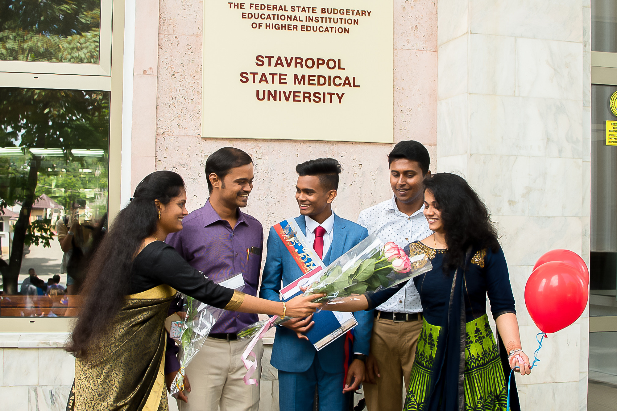 GRADUACIÓN de R. y del grupo. MARIA VALUEVA Fotógrafo en Niza, Cannes, Monaco, Francia, Europe, Estambul, Turquía