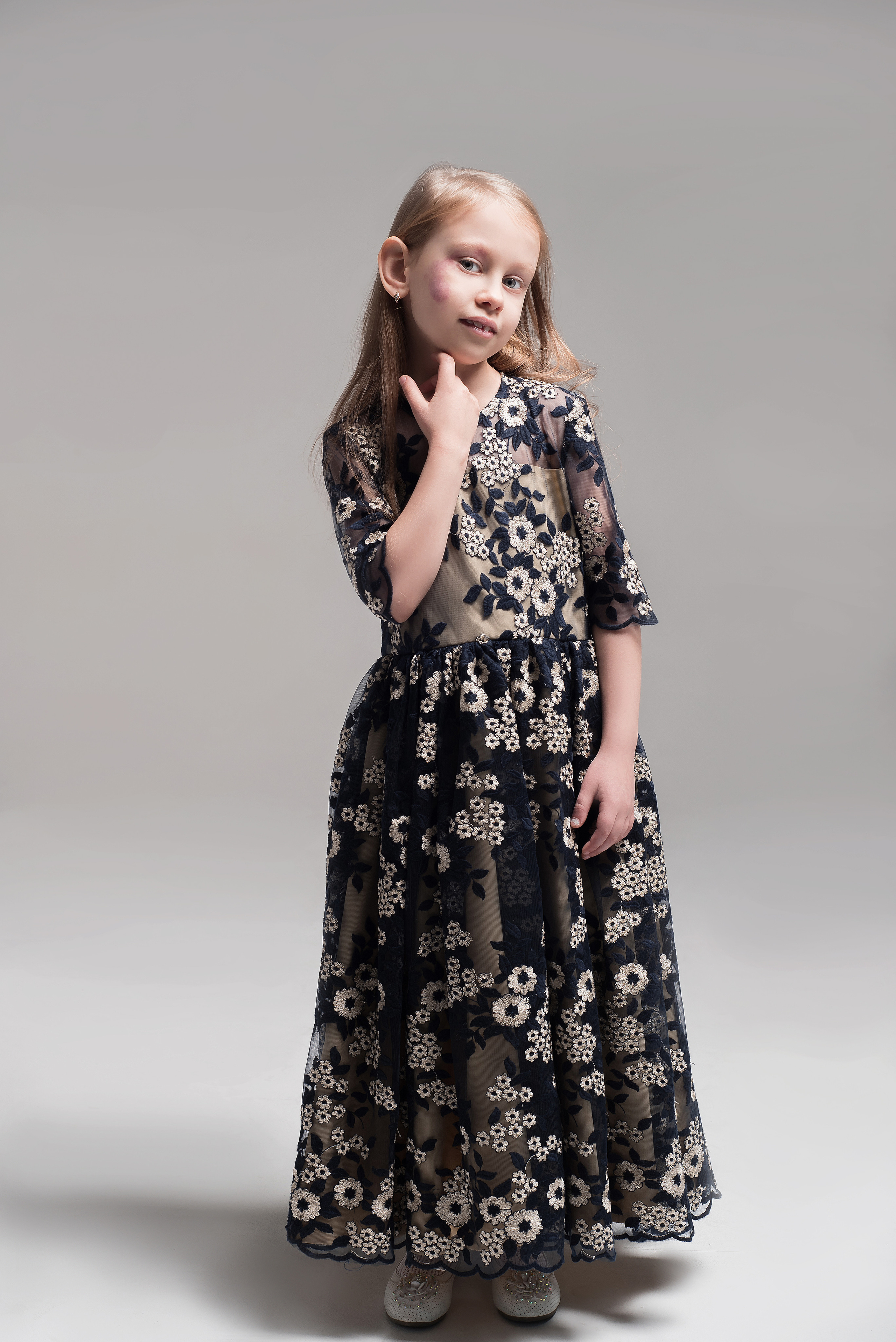 МАГАЗИН ДЕТСКОЙ ОДЕЖДЫ. МАРИЯ ВАЛУЕВА Фотограф в Ницце, Каннах, Монако, Франции, Европе. Фотограф в Стамбуле