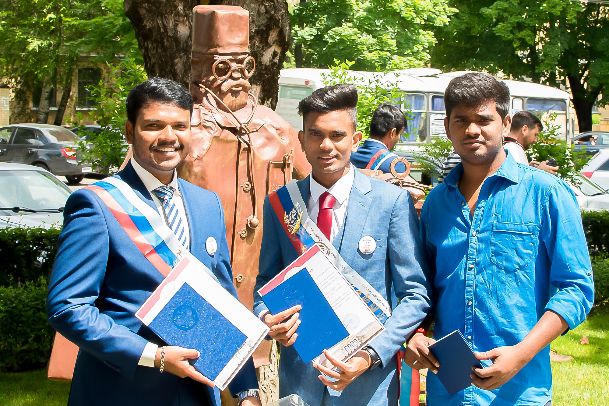 GRADUACIÓN de R. y del grupo. MARIA VALUEVA Fotógrafo en Niza, Cannes, Monaco, Francia, Europe, Estambul, Turquía