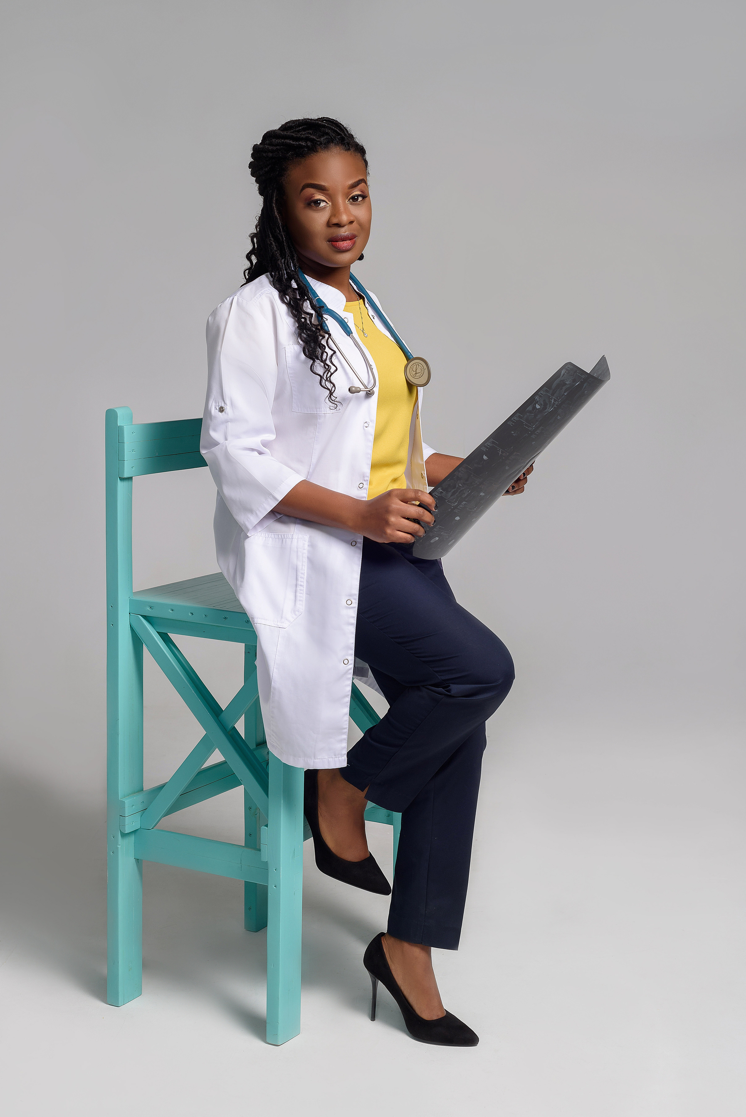 Album photo du studio pour les étudiants. MARIA VALUEVA Photographer in Nice, Cannes, Monaco, France, Europe, Istanbulm Turquie