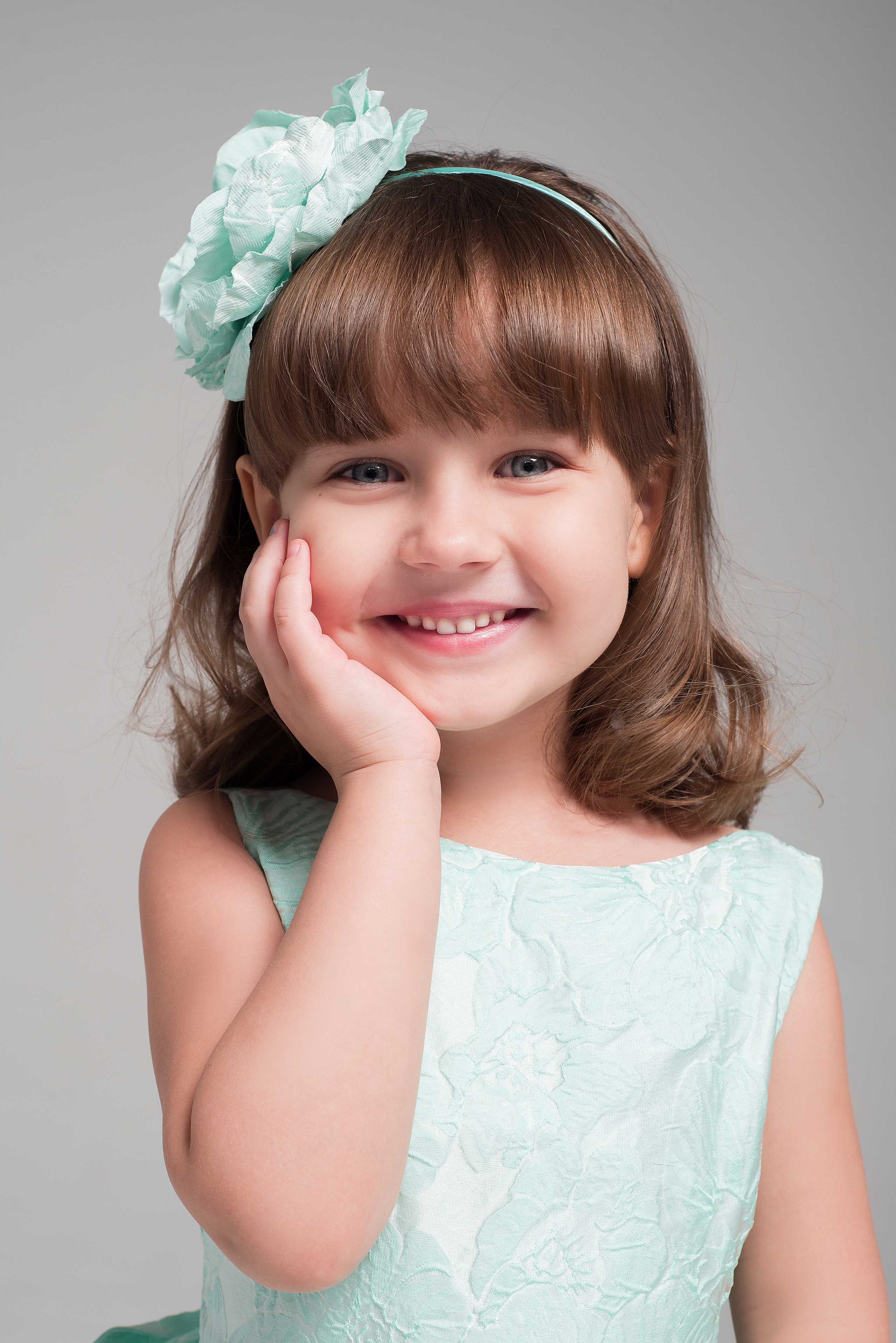 МАГАЗИН ДЕТСКОЙ ОДЕЖДЫ. МАРИЯ ВАЛУЕВА Фотограф в Ницце, Каннах, Монако, Франции, Европе. Фотограф в Стамбуле