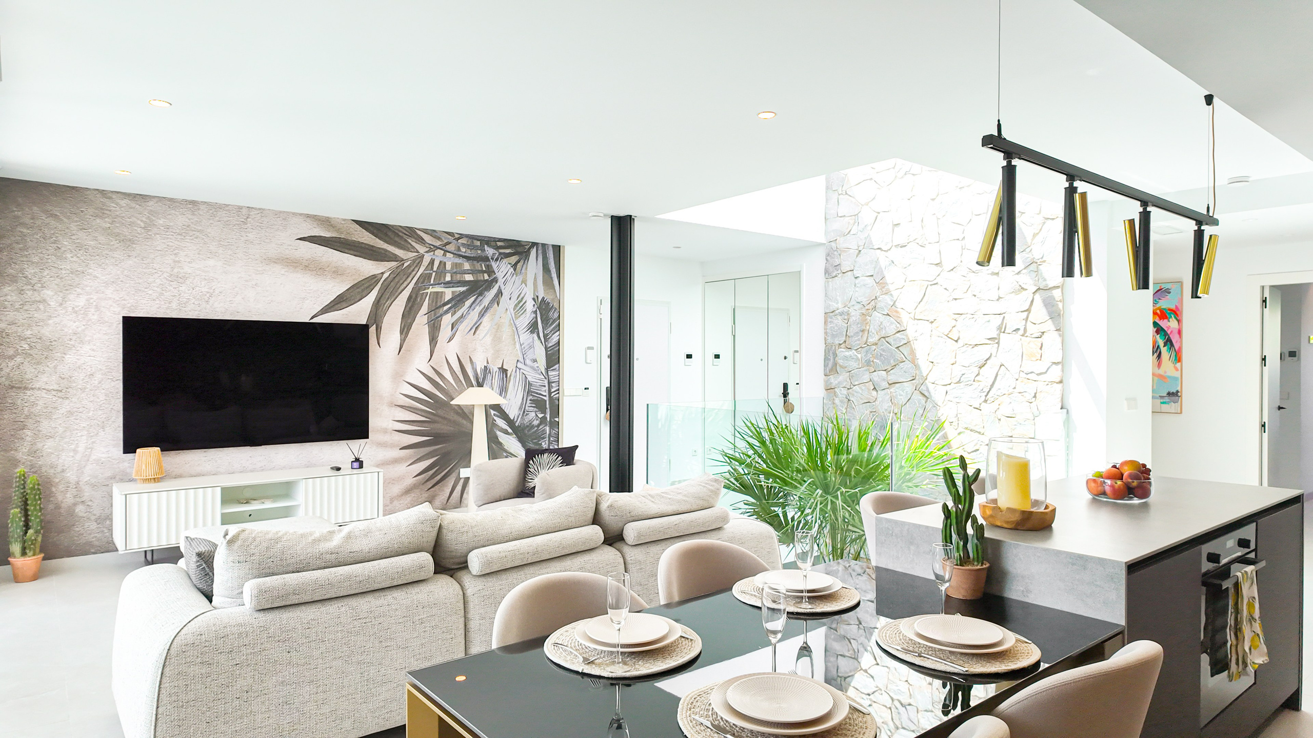 Villa PALMERA I’M GROUP. Baby Beast