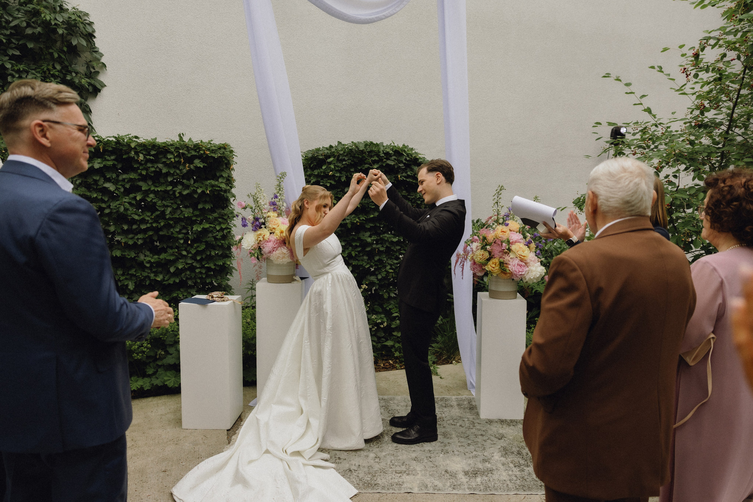 Paulina ir Deivydas | vestuvės Vynvytyje | Kaunas 2025. Vestuvių ir šeimų fotografė Lena Bondarenko / belove photo