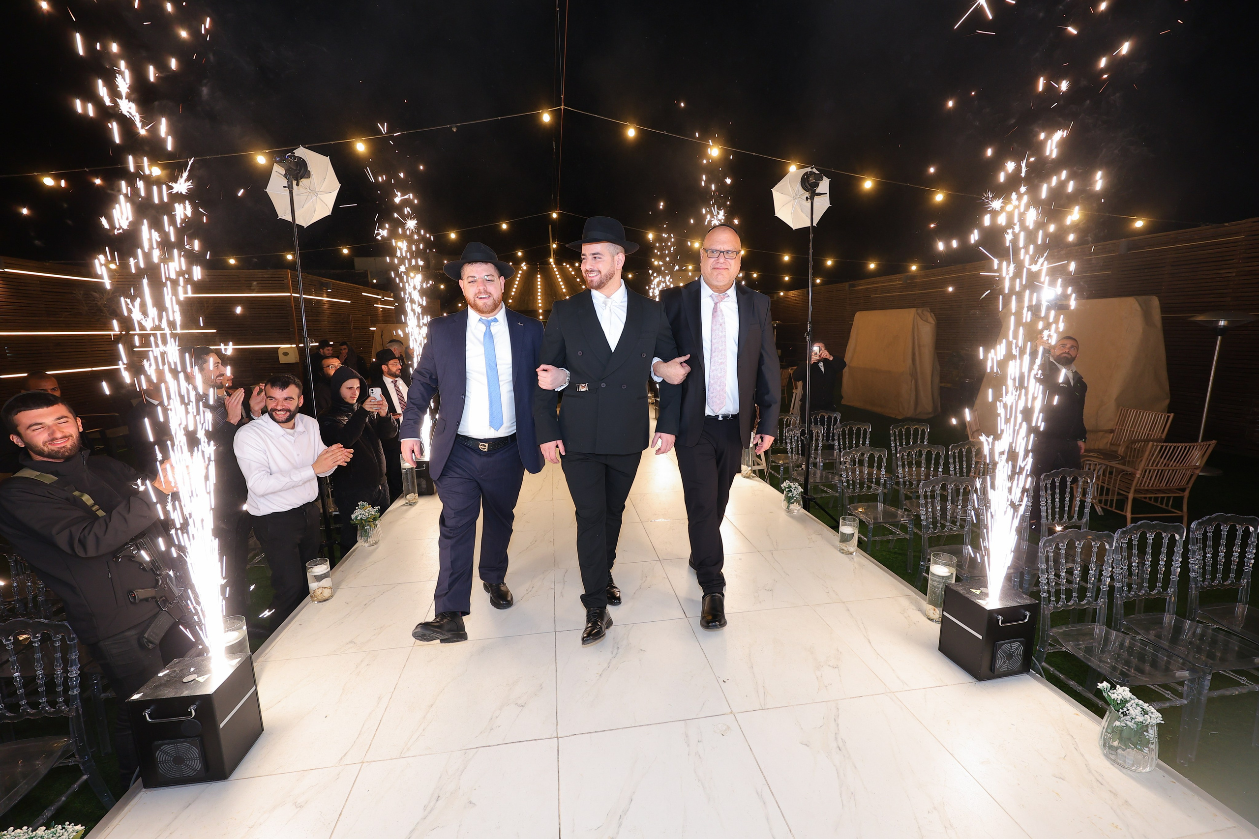 B & M. משה מנשה צלם חתונות