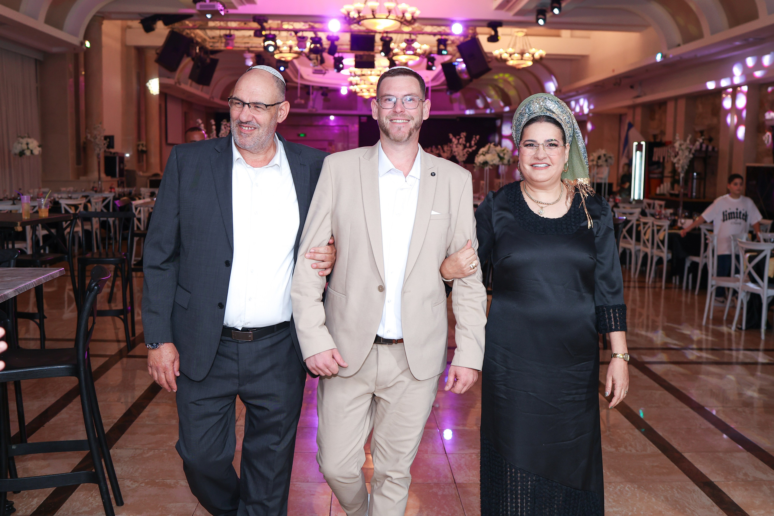 L & A. משה מנשה צלם חתונות