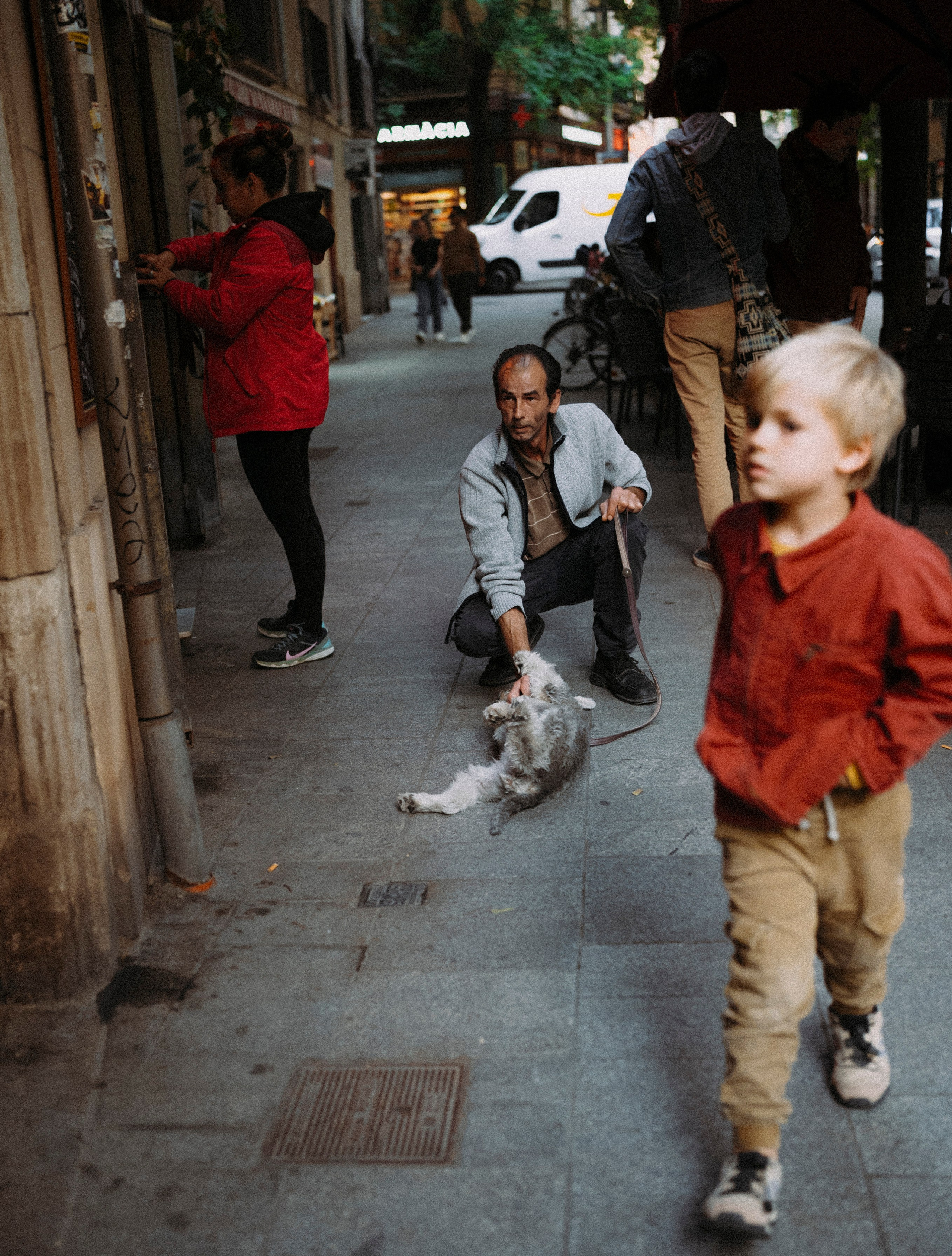 ЕВРОТУР. Стрит-фотография, полная абсурда, идиотизма и красоты