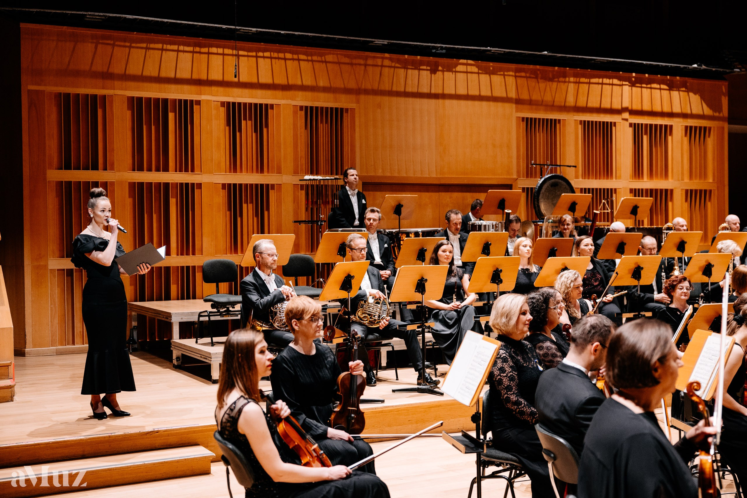 Koncert dyplomantów aMuz w Polskiej Filharmonii Bałtyckiej. Fotograf Ślubny Warszawa - Sesje Biznesowe Rodzinne Eventy