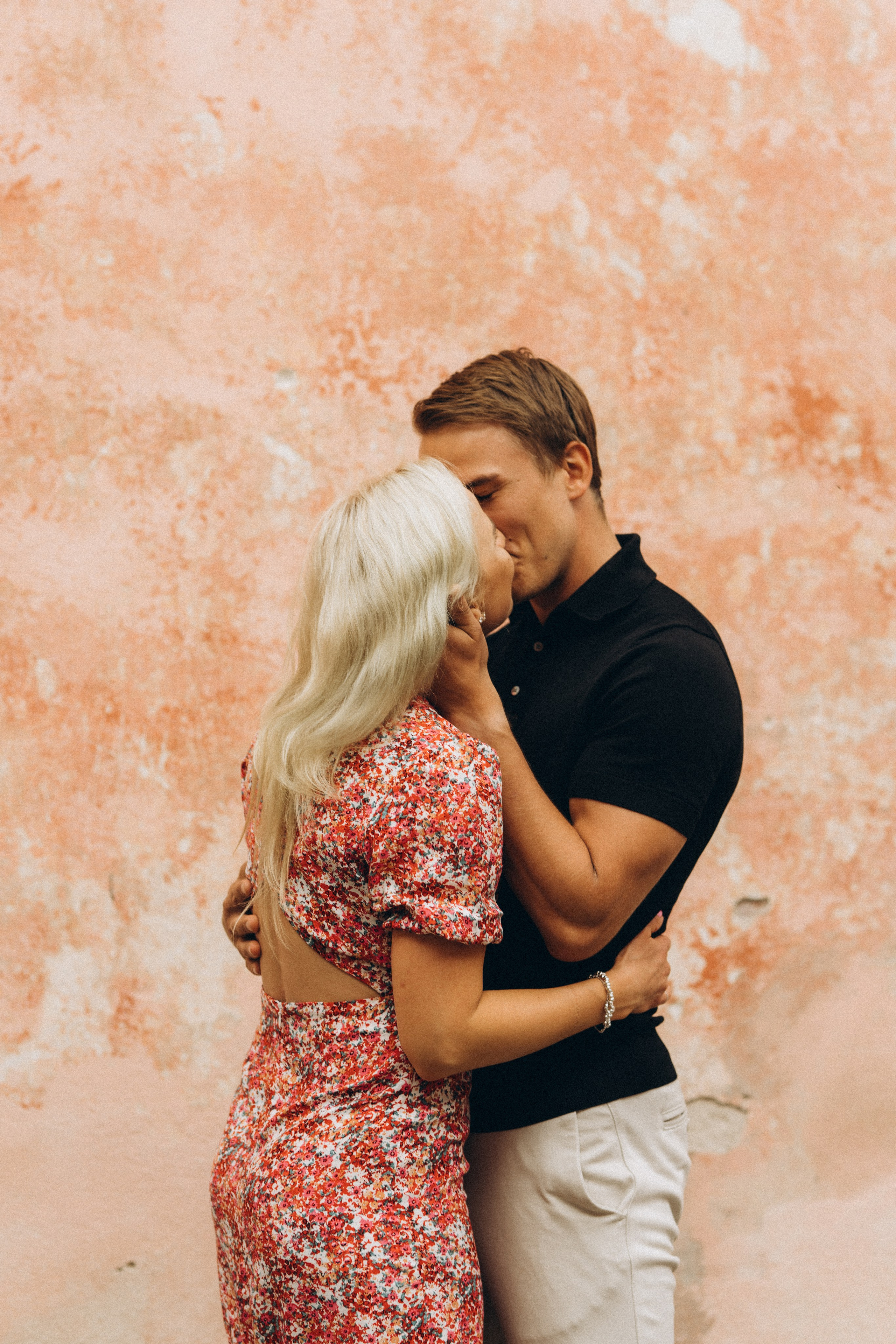 I&T. Wedding and potrait photographer in Helsinki Vickan O