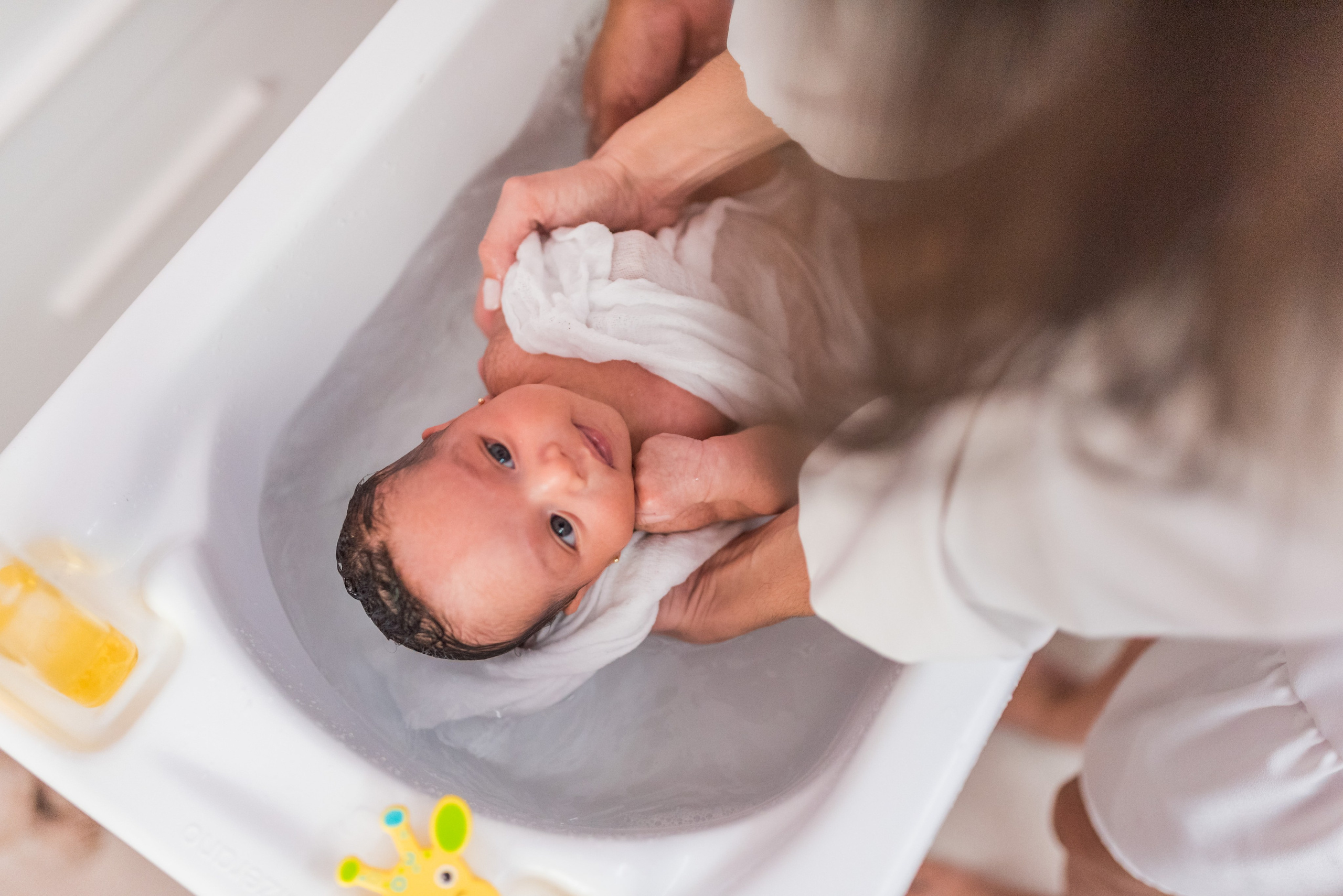 Newborn Lifestyle em Juiz de Fora | Auê Fotografia |  Juiz de Fora e Belo Horizonte. Auê Fotografia Infantil e de Família em Juiz de Fora | Myriani Maganin