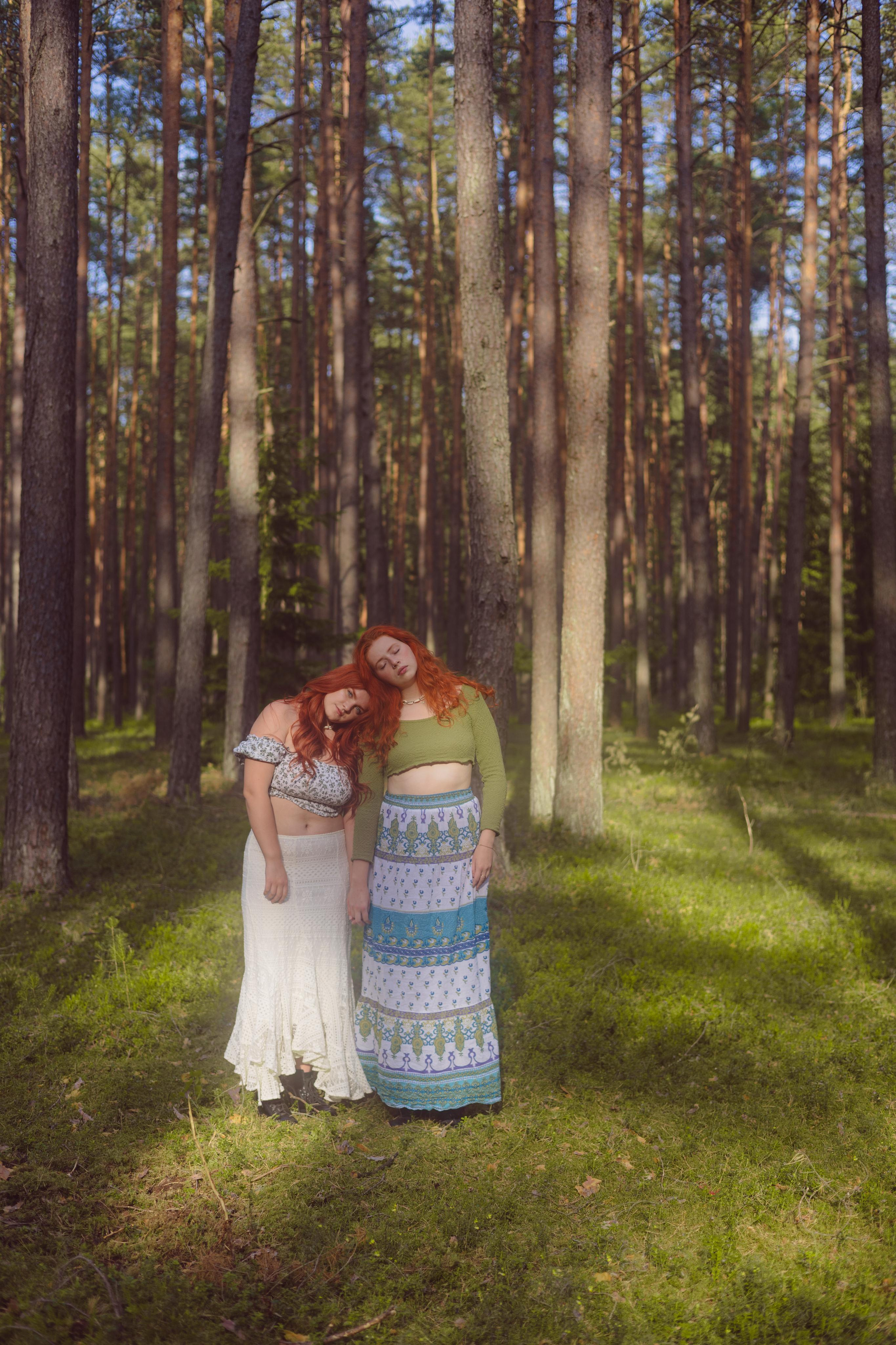Ineta & Kamilė. Fotografė Aleksandra Samozvanova