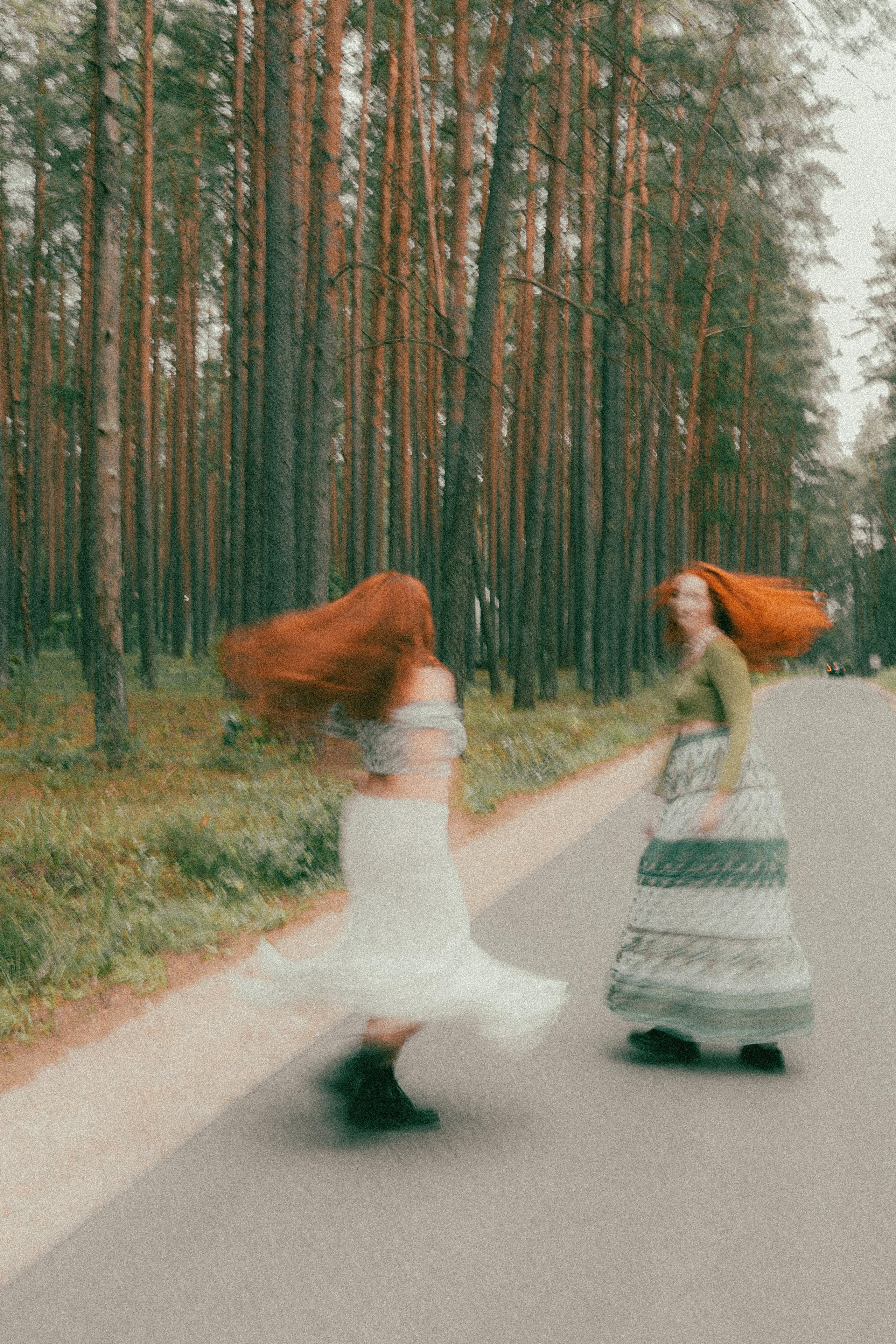 Ineta & Kamilė. Fotografė Aleksandra Samozvanova