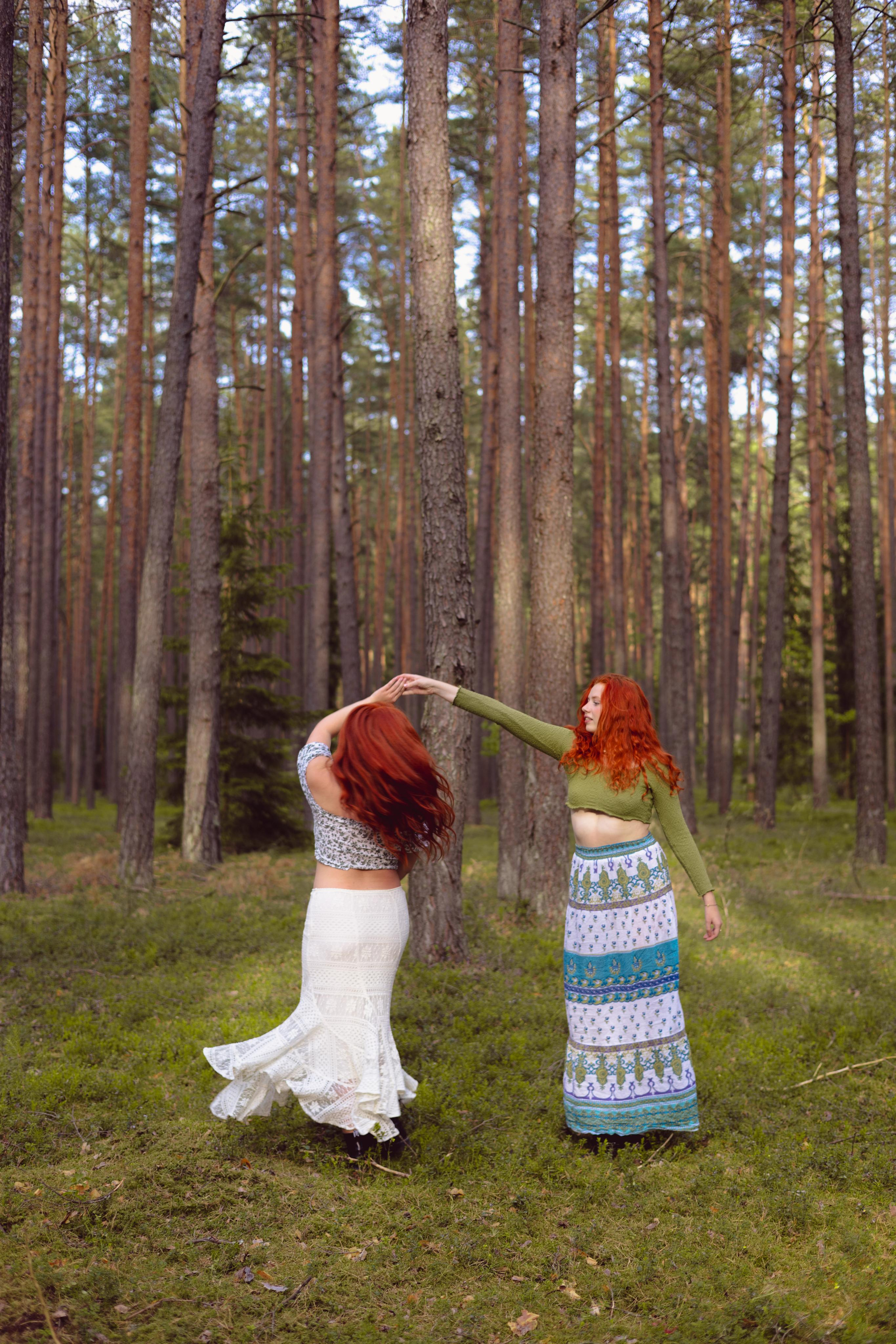 Ineta & Kamilė. Fotografė Aleksandra Samozvanova