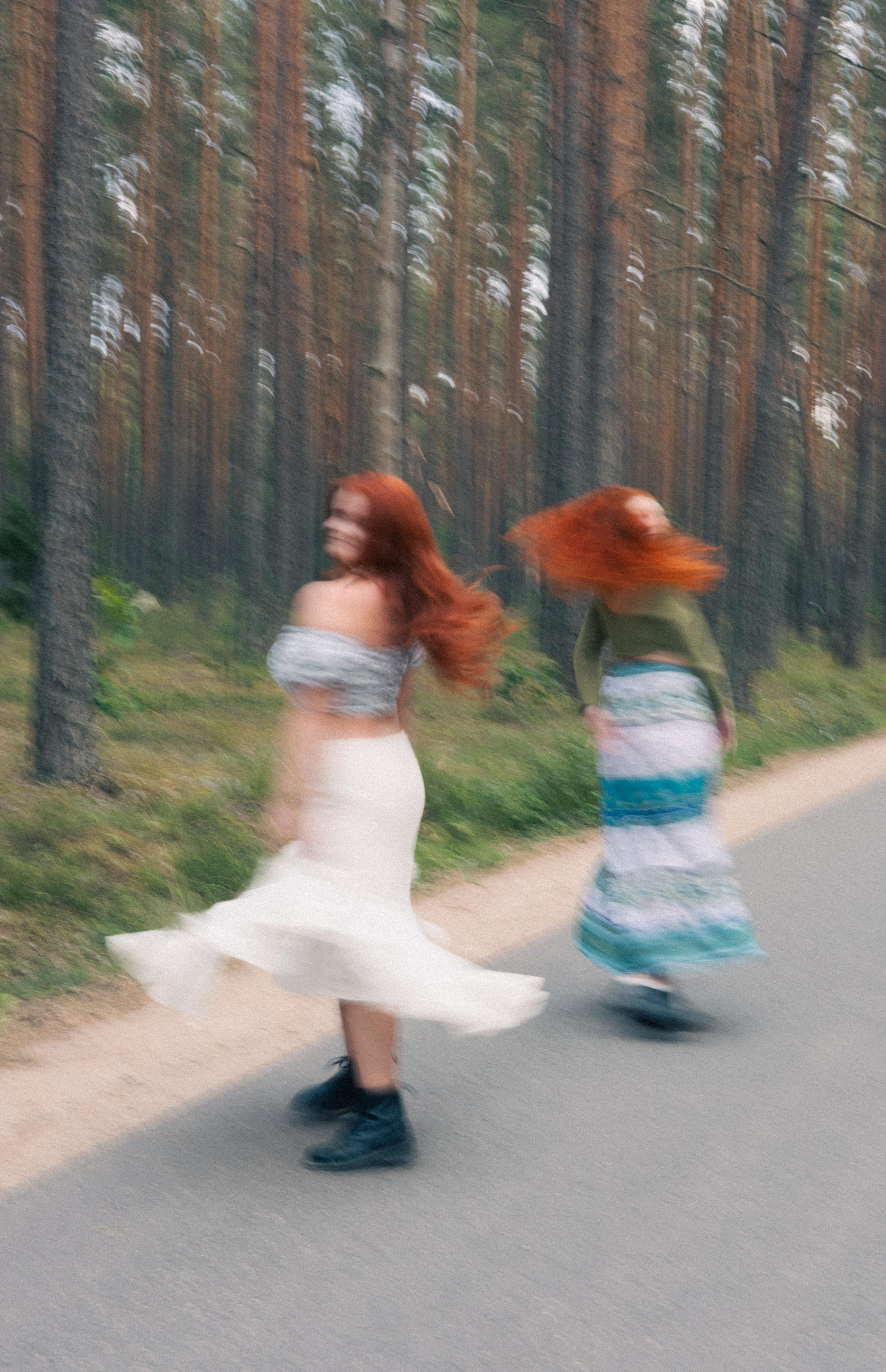 Ineta & Kamilė. Fotografė Aleksandra Samozvanova