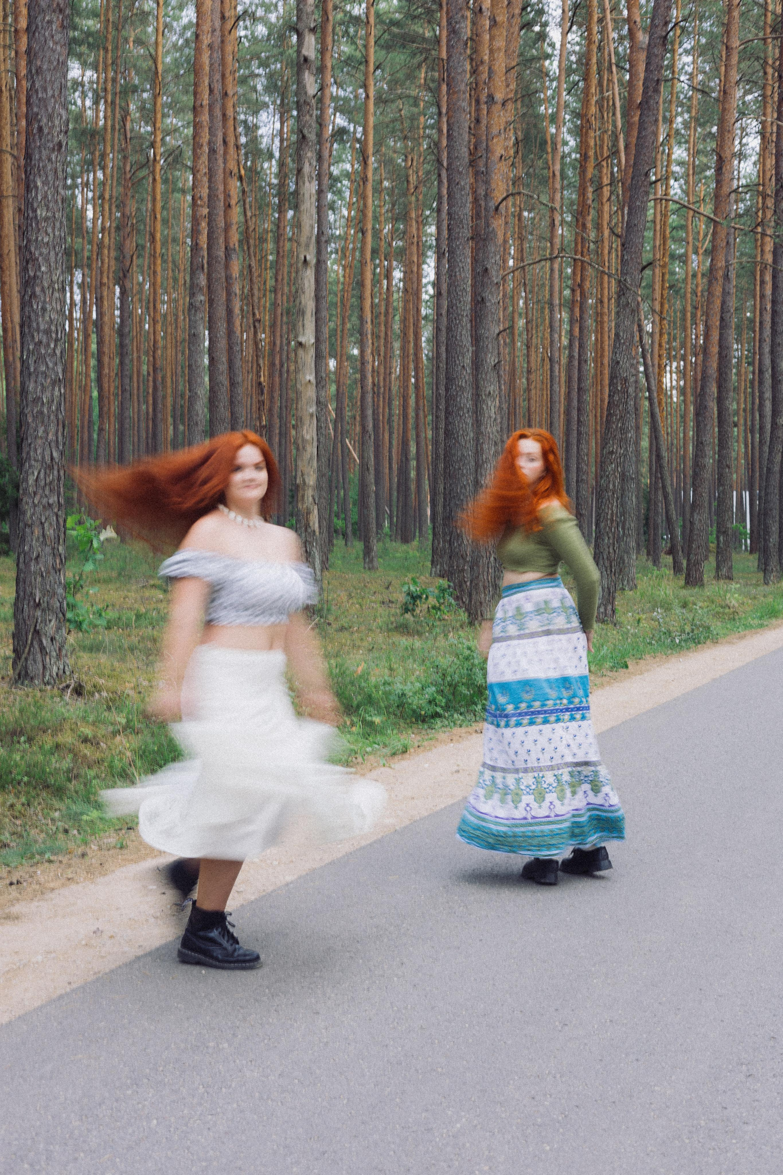 Ineta & Kamilė. Fotografė Aleksandra Samozvanova