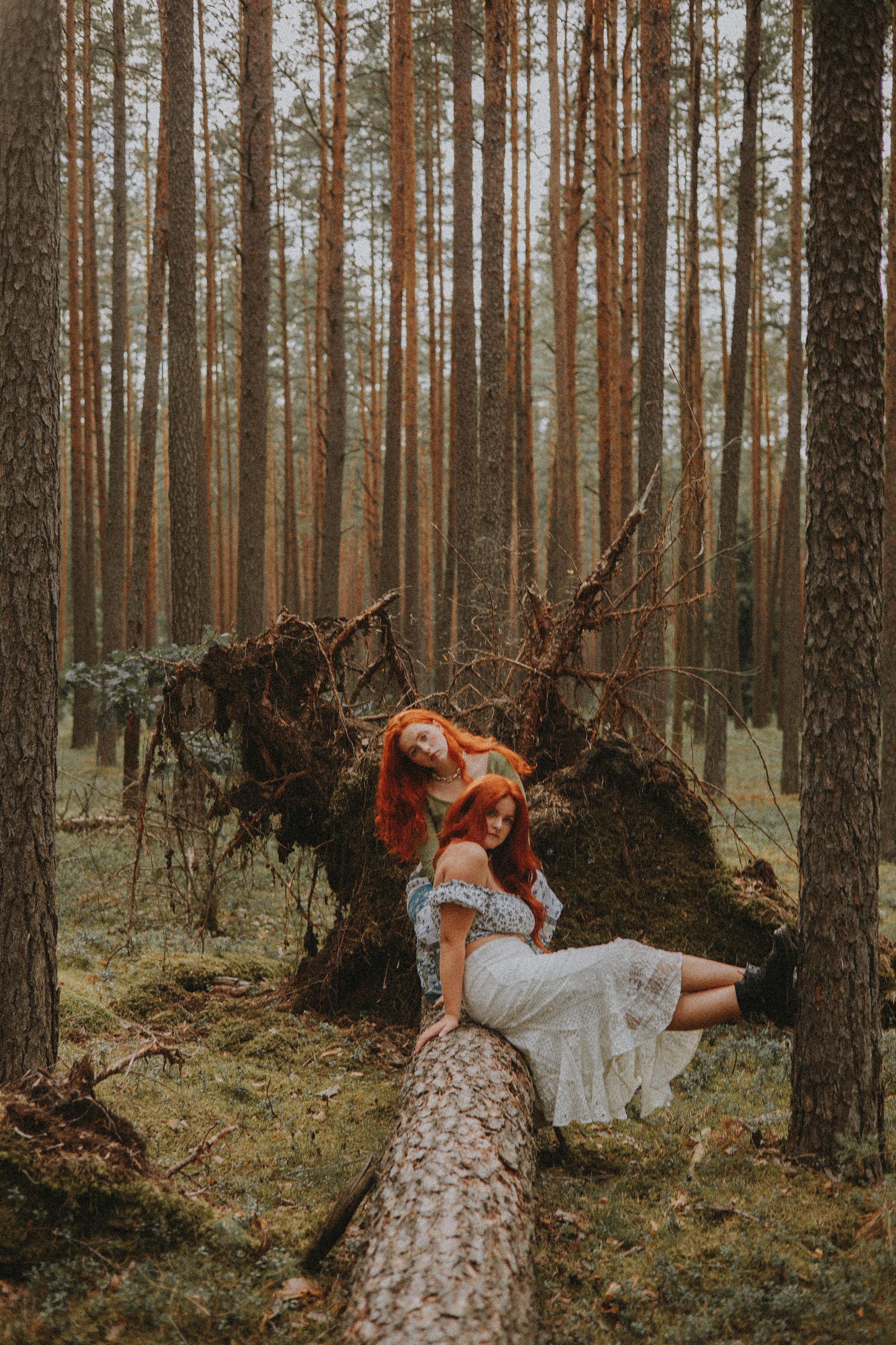 Ineta & Kamilė. Fotografė Aleksandra Samozvanova