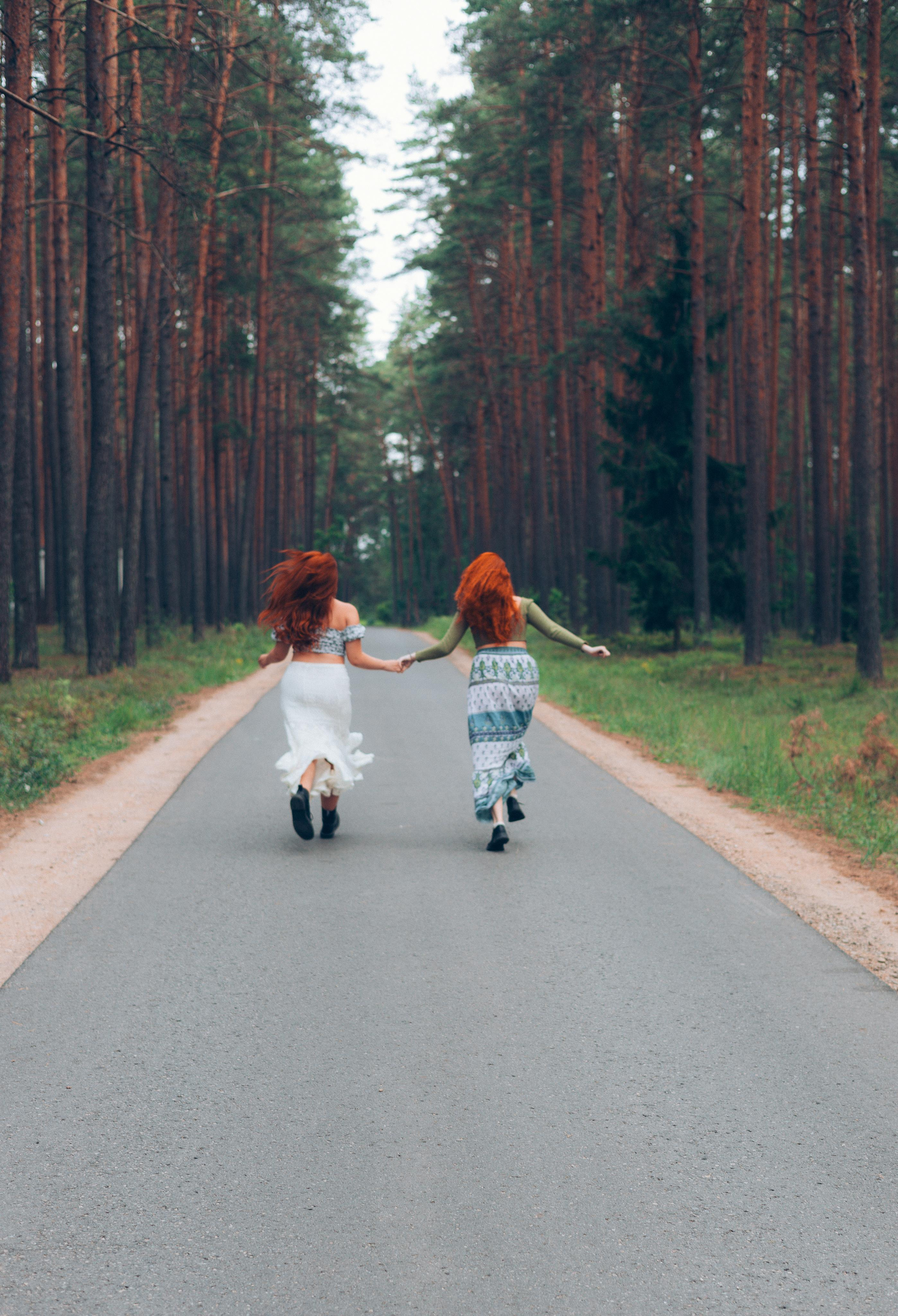 Ineta & Kamilė. Fotografė Aleksandra Samozvanova