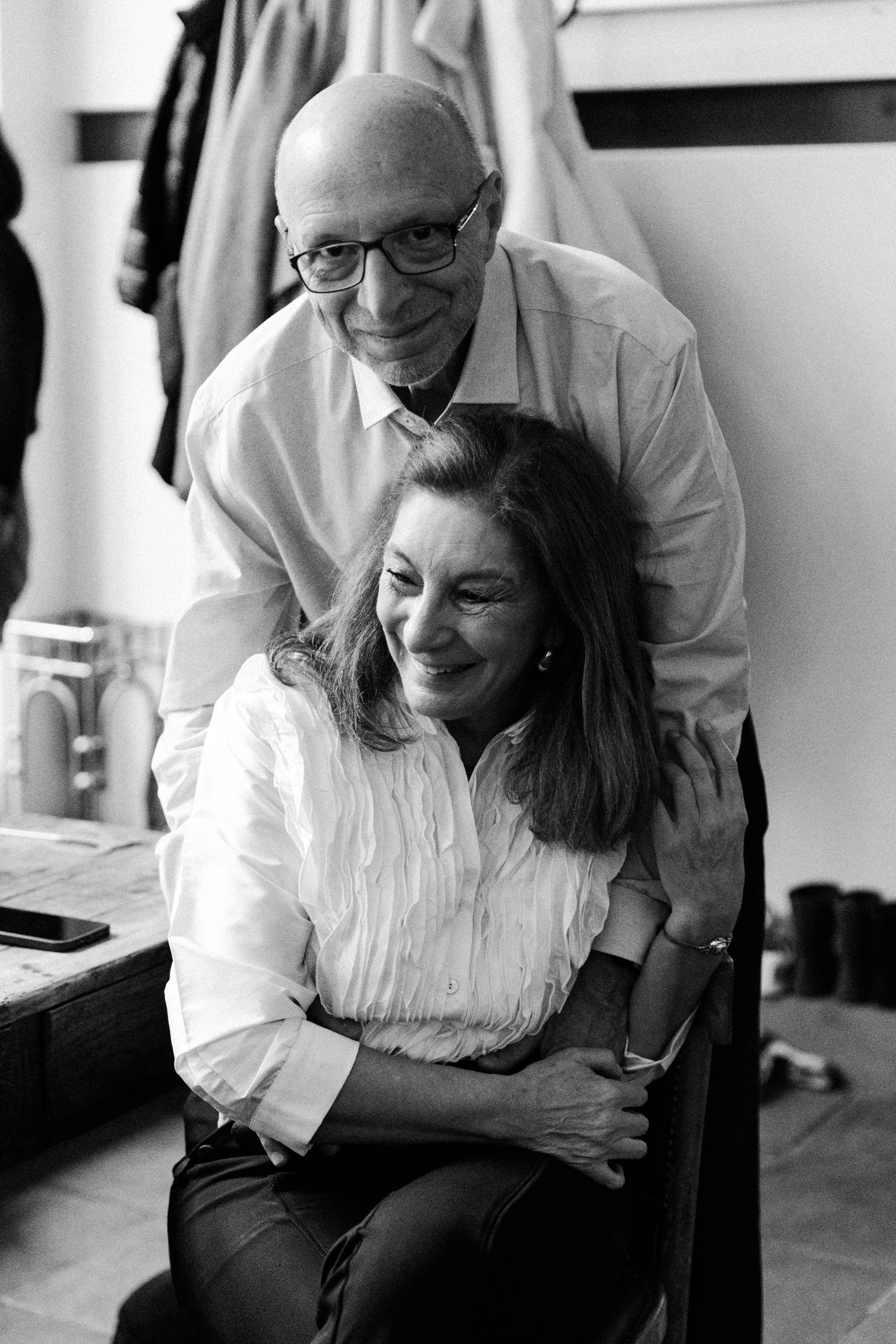 Family At Home Photoshoot in Paris | Natural Lifestyle Photography. Paris Wedding Photographer