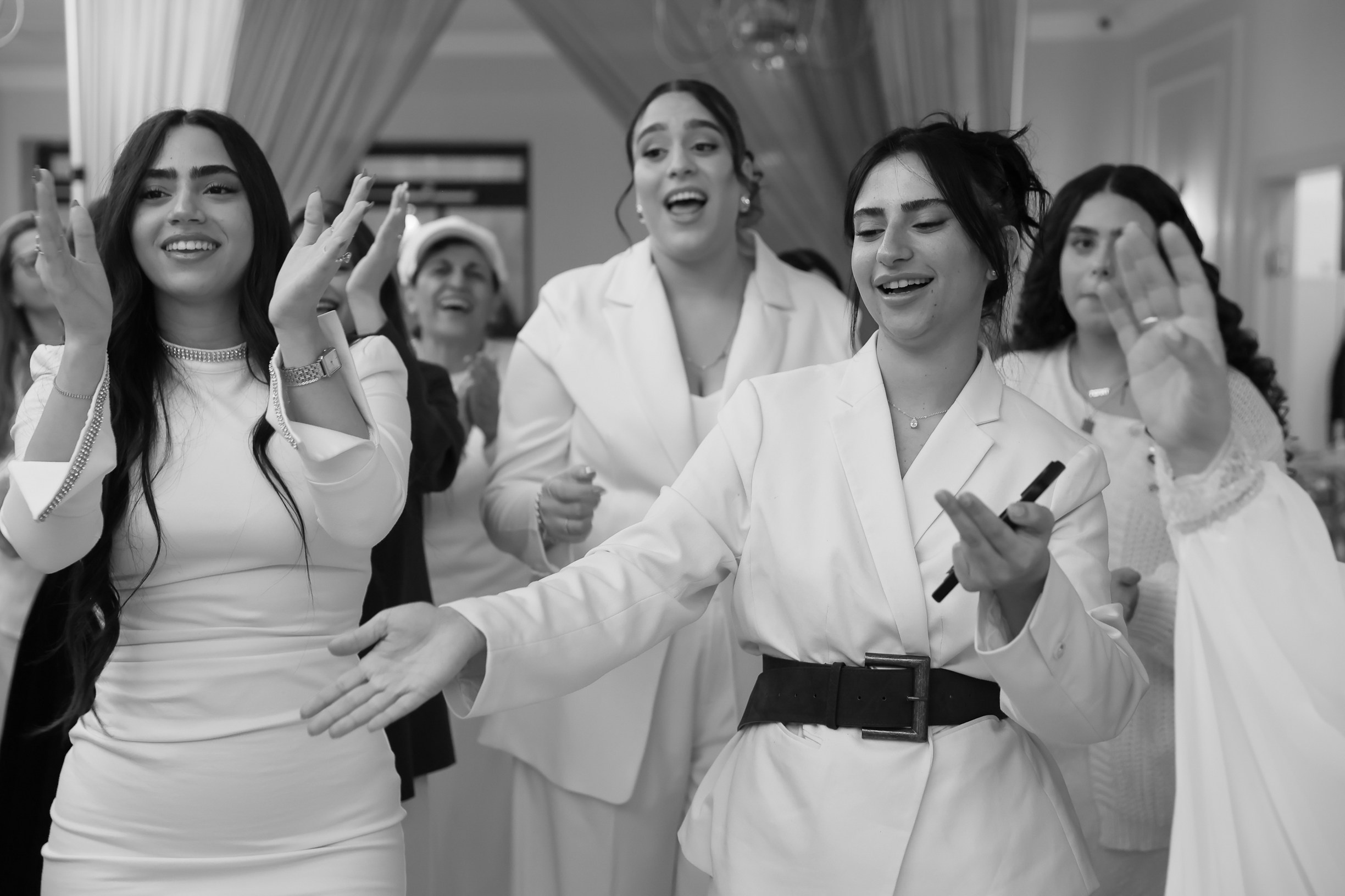 הדר הפרשת חלה/חינה. שני ויזל | צלמת הריון, צילומי משפחה וצילומי בוק בת מצווה