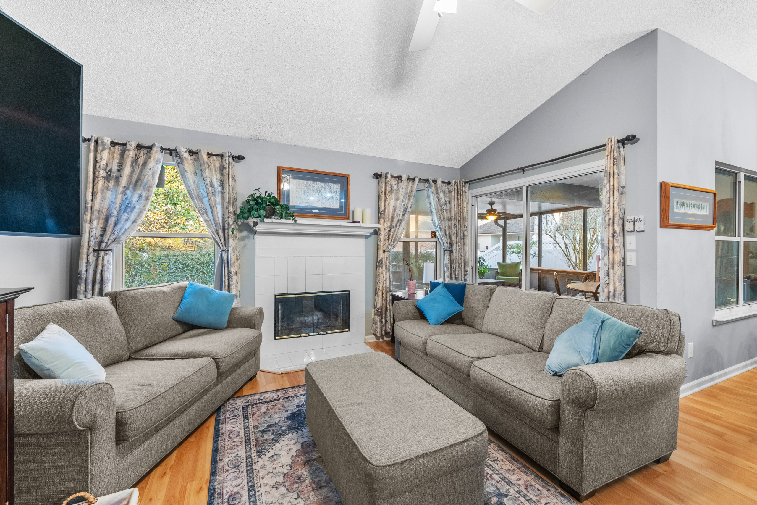 Eagles View Ln, Jacksonville, FL 32 277