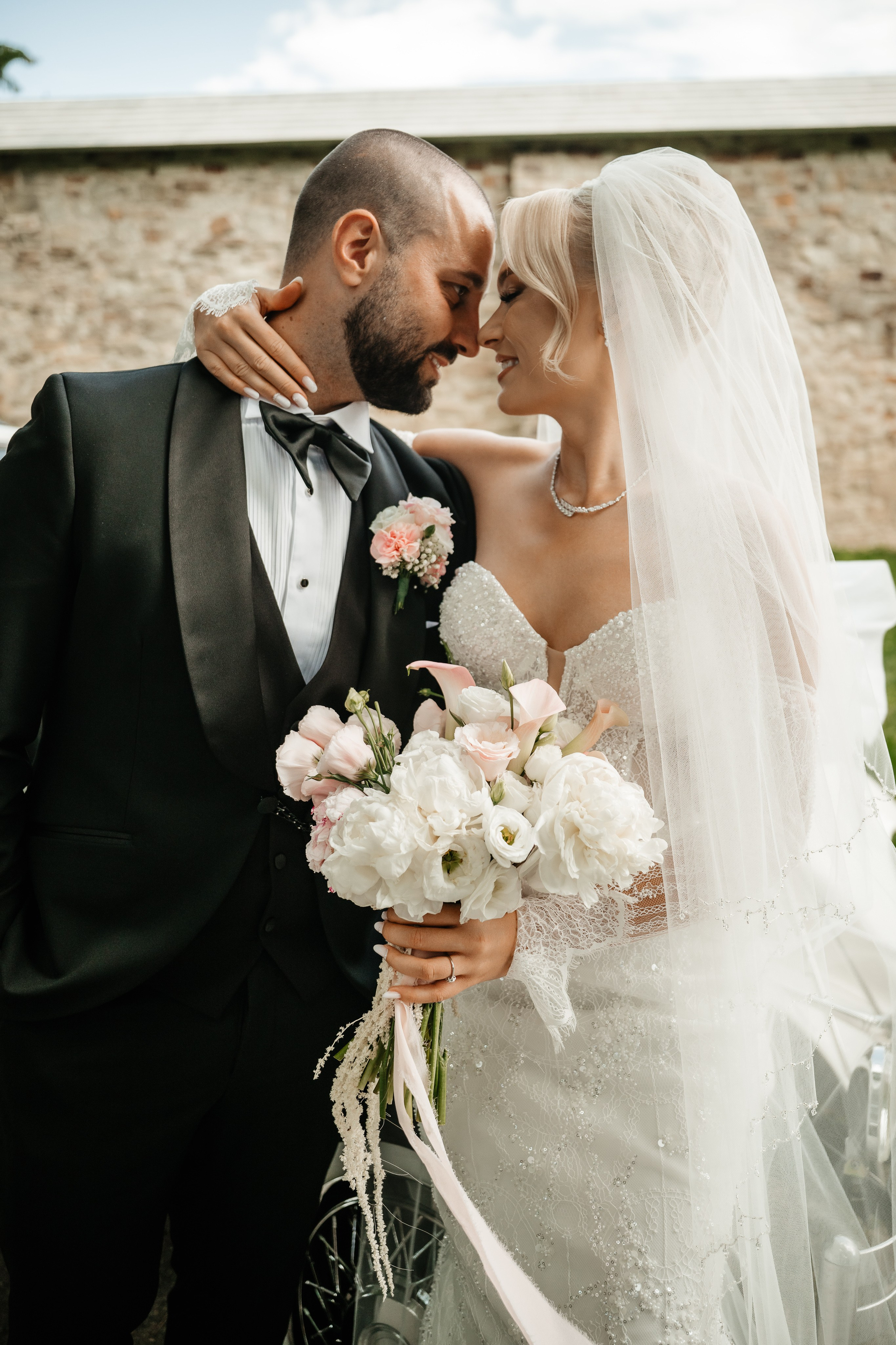 🤎 G a b r i e l a & D a n i e l - Wedding Day Preview. Wedding & Family Photographer