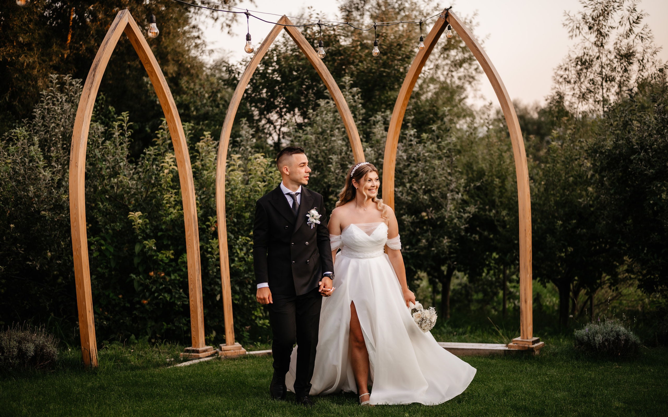 🤎 I o n i c a și A n d r e e a - Wedding Day Preview. Wedding & Family Photographer