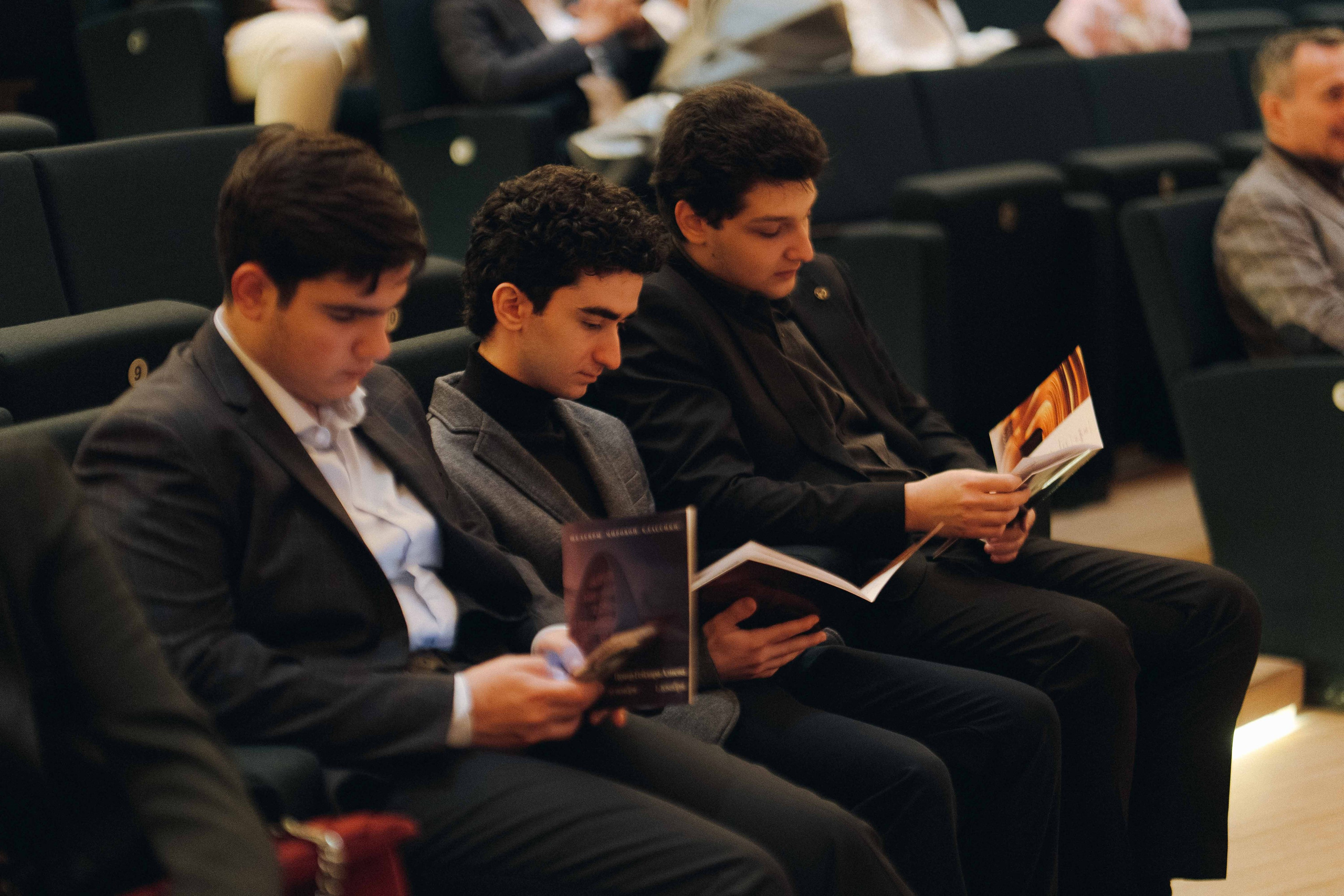 The Tchaikovsky Academic Grand Symphony Orchestra in Baku. Wedding&Event photographer Ismail Rzayev in Baku