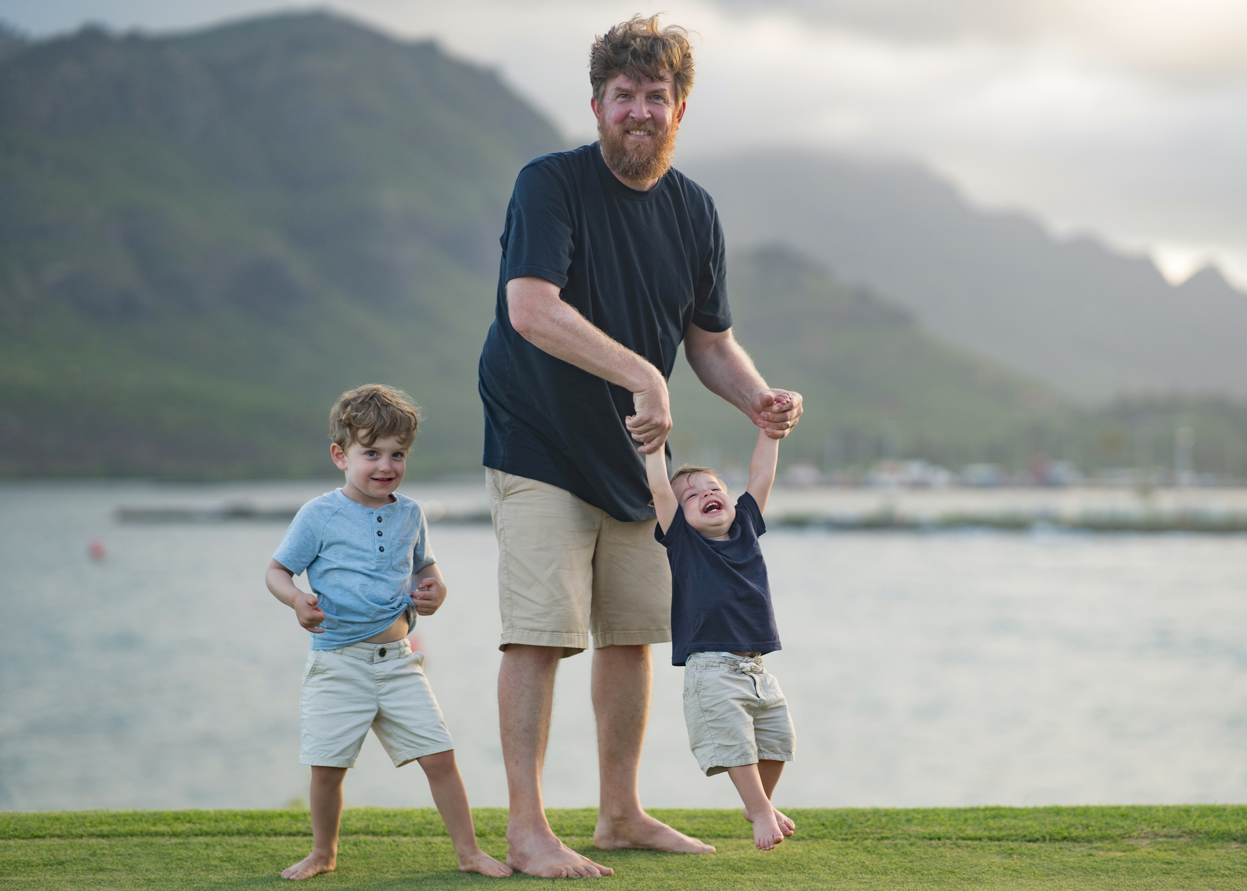 Kauai Beach Photography LLP. Awards winning photographer in Kauai, Hawaii