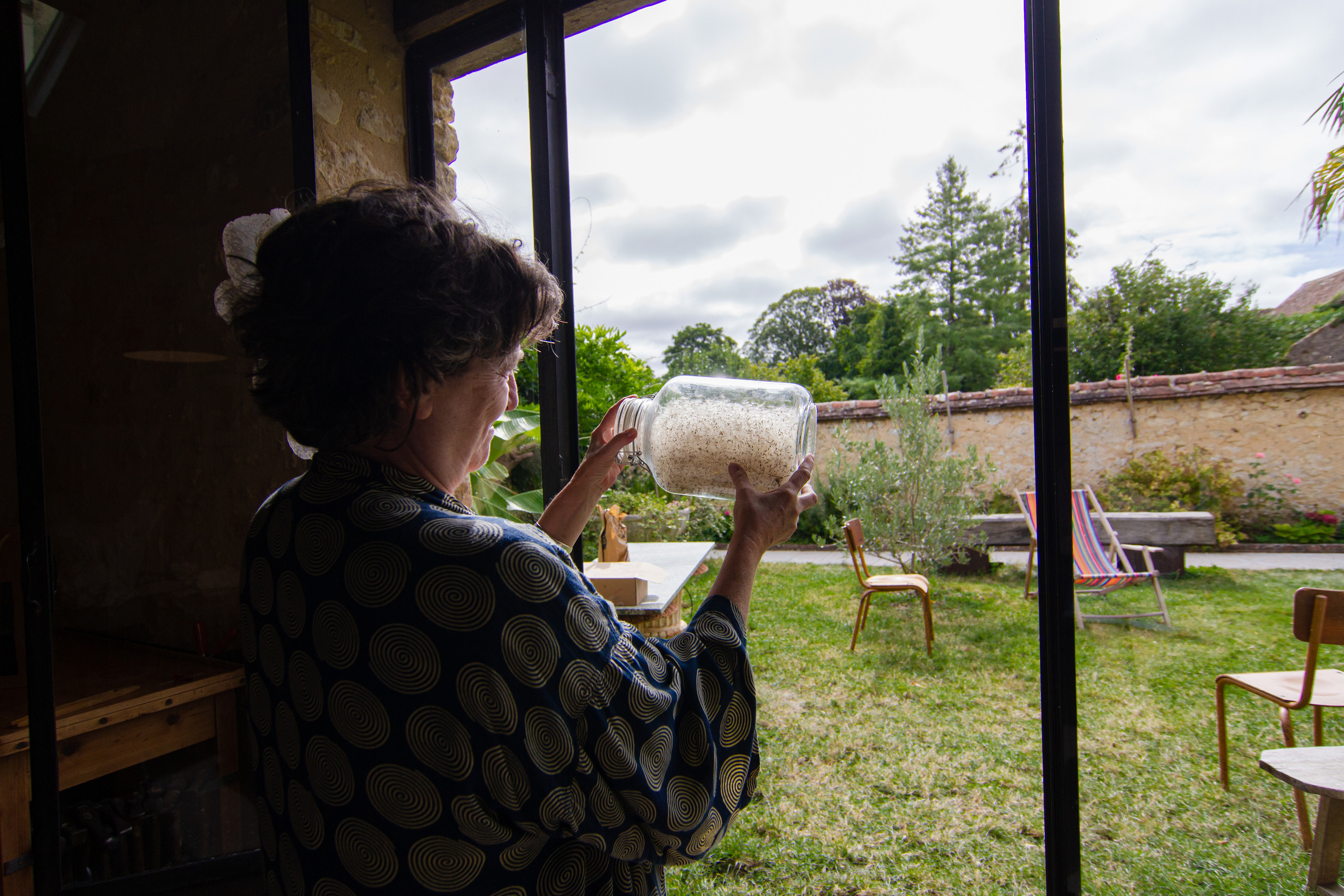 Mary-Ann BEAL, une artiste plasticienne. Photographe professionnelle à Poitiers, Tours et Châtellerault | Studio photo entre Poitiers et Tours – portraits, familles, entreprises, ma