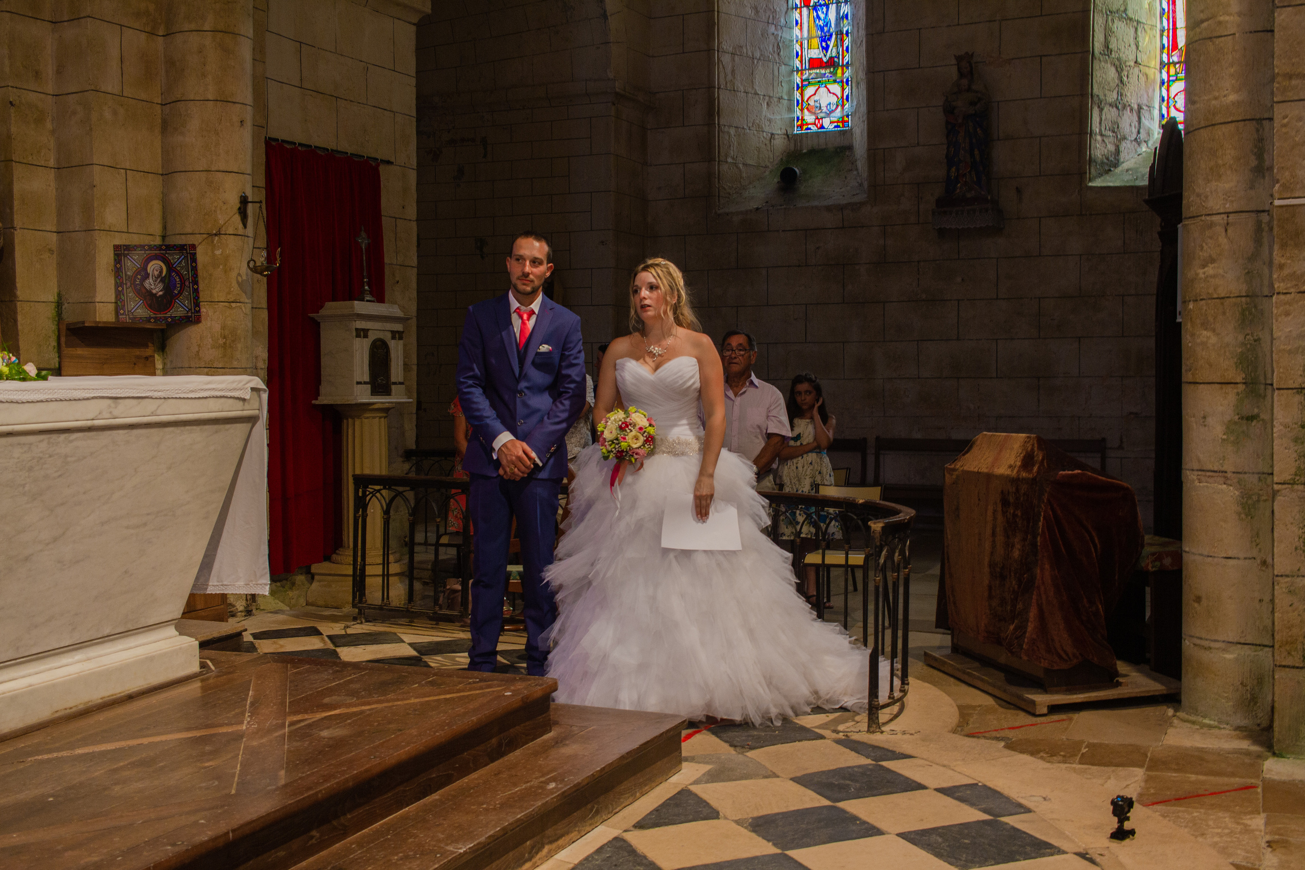 Julie & Denis. Photographe professionnelle à Poitiers, Tours et Châtellerault | Studio photo entre Poitiers et Tours – portraits, familles, entreprises, ma