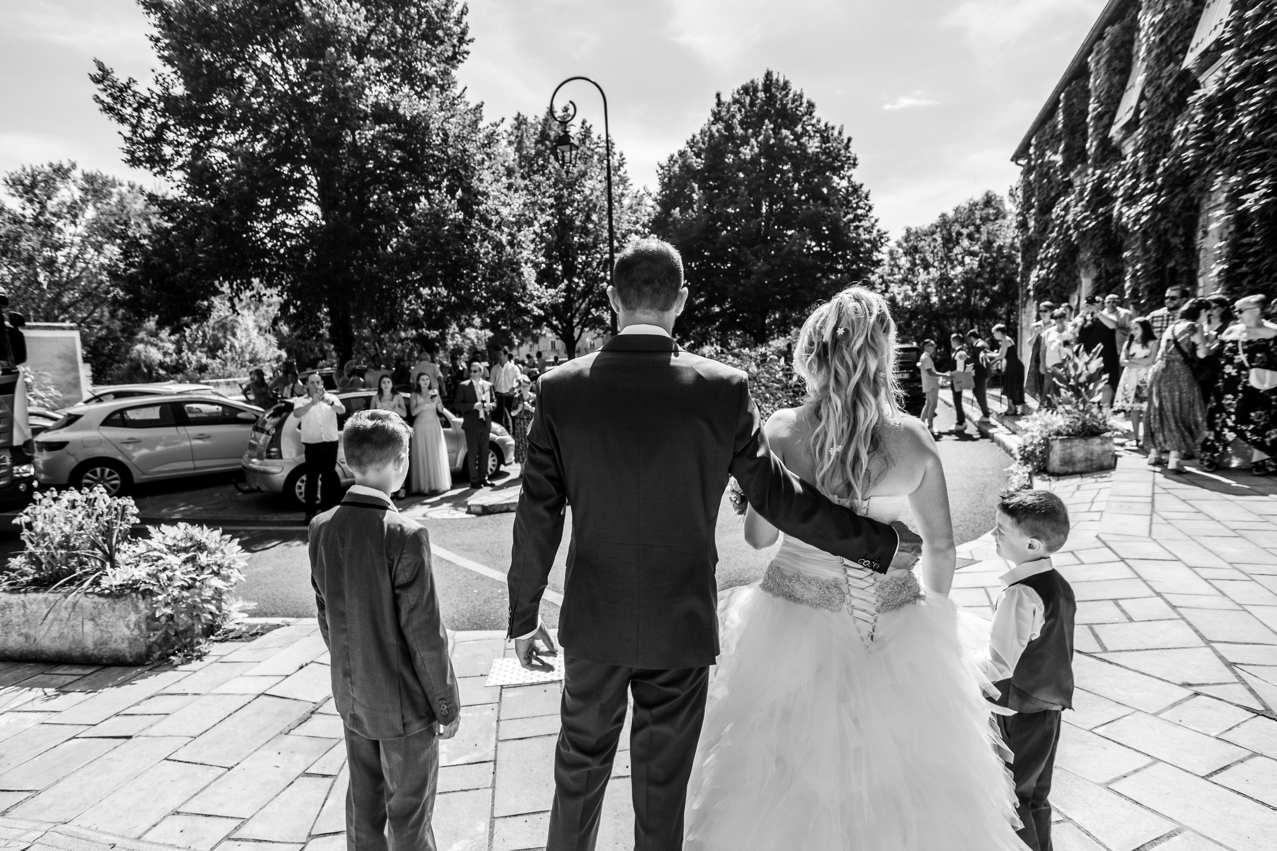 Julie & Denis. Photographe professionnelle à Poitiers, Tours et Châtellerault | Studio photo entre Poitiers et Tours – portraits, familles, entreprises, ma