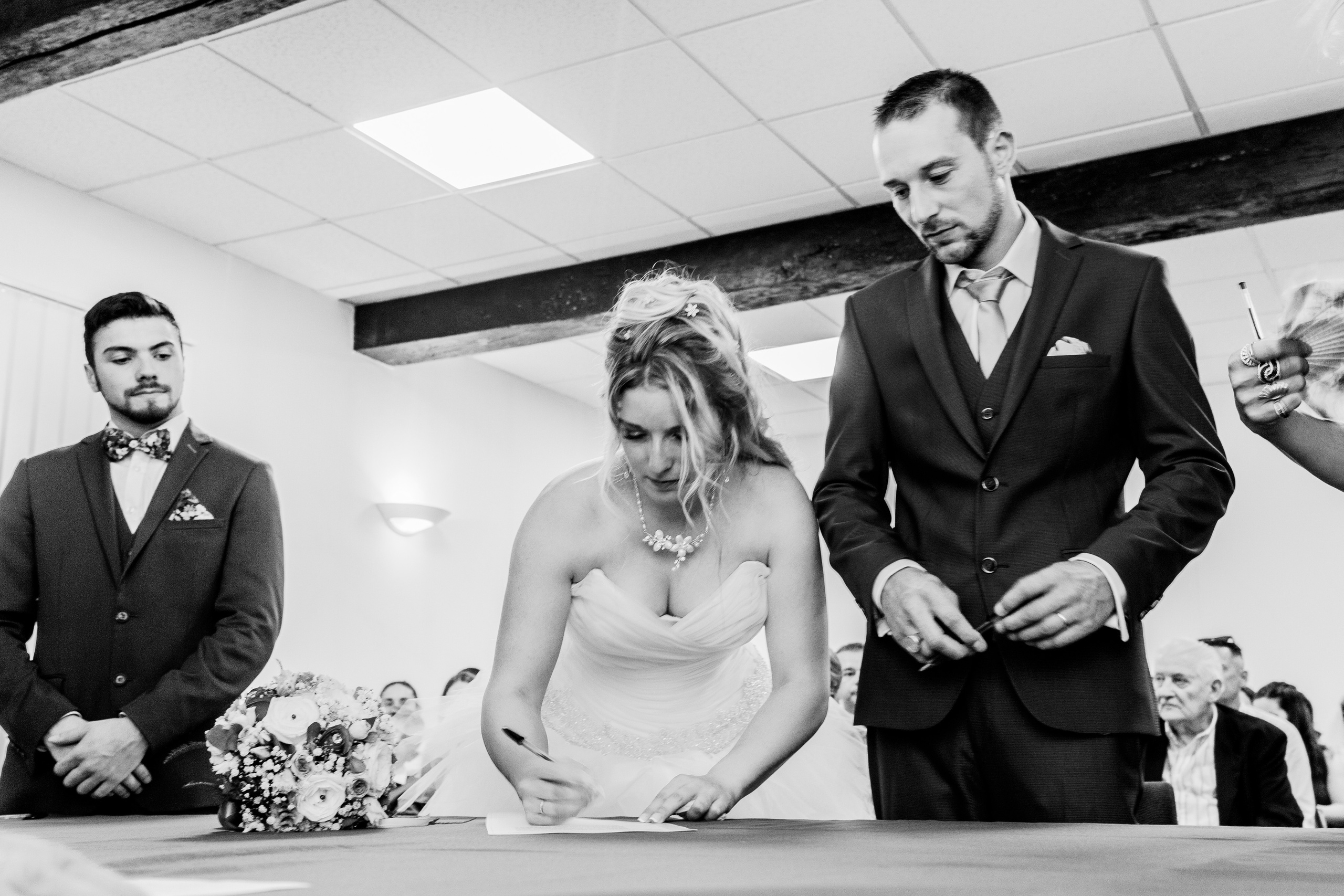 Julie & Denis. Photographe professionnelle à Poitiers, Tours et Châtellerault | Studio photo entre Poitiers et Tours – portraits, familles, entreprises, ma