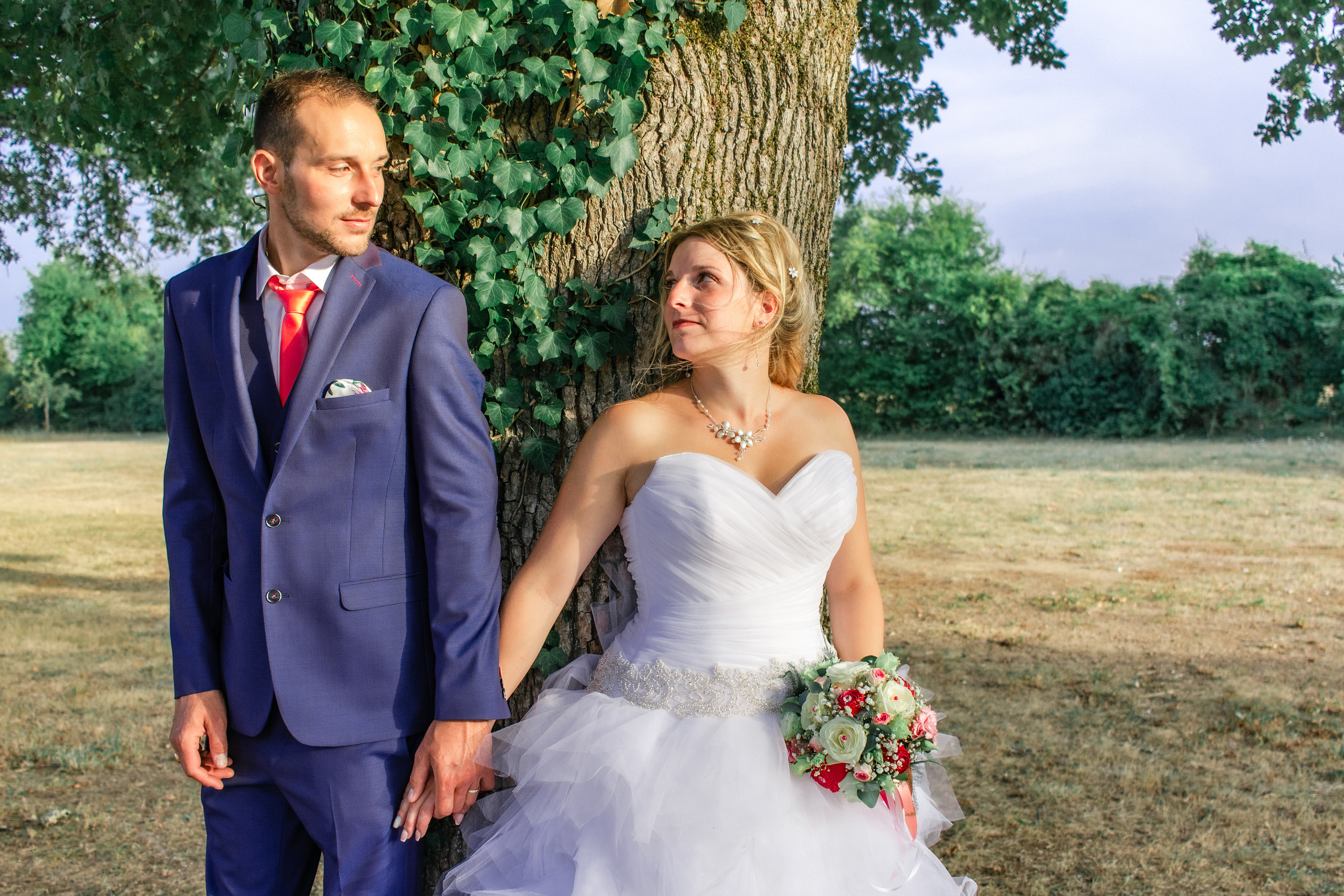 Julie & Denis. Photographe professionnelle à Poitiers, Tours et Châtellerault | Studio photo entre Poitiers et Tours – portraits, familles, entreprises, ma